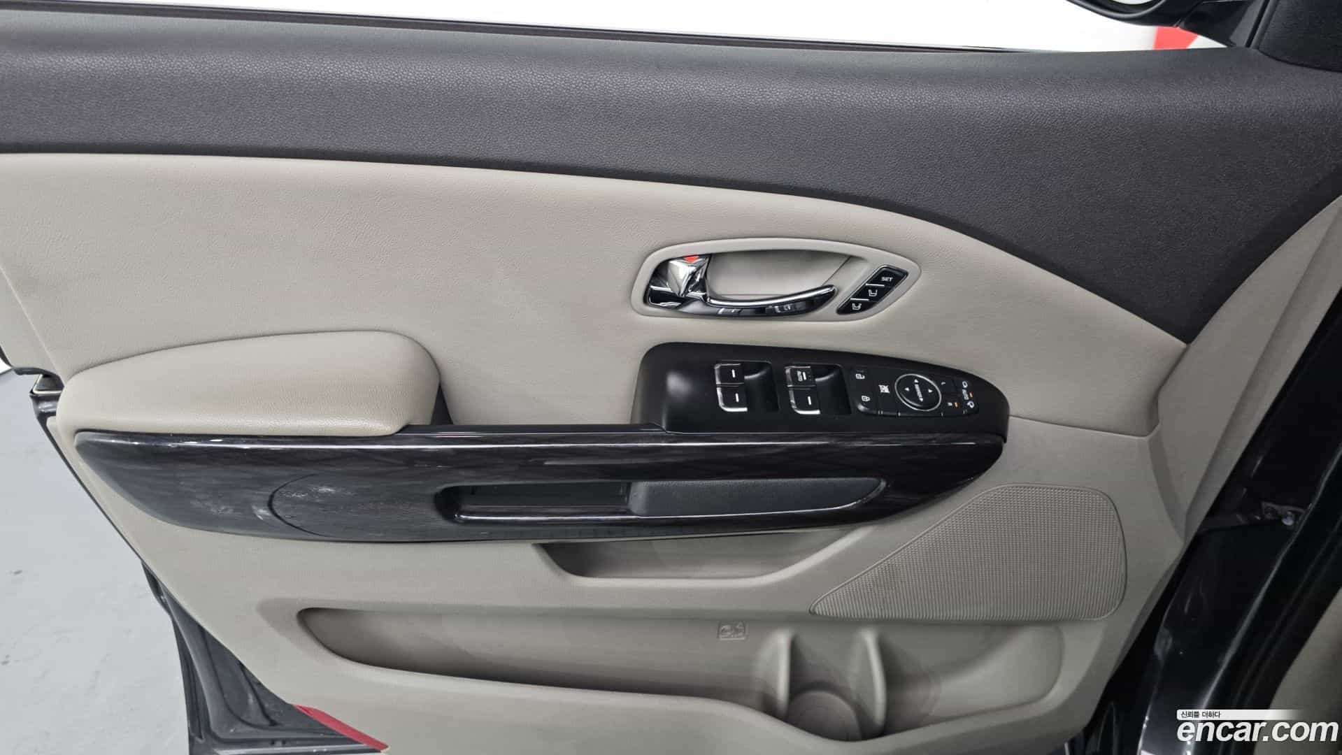 Canival Kia 2018.0-INNER-034