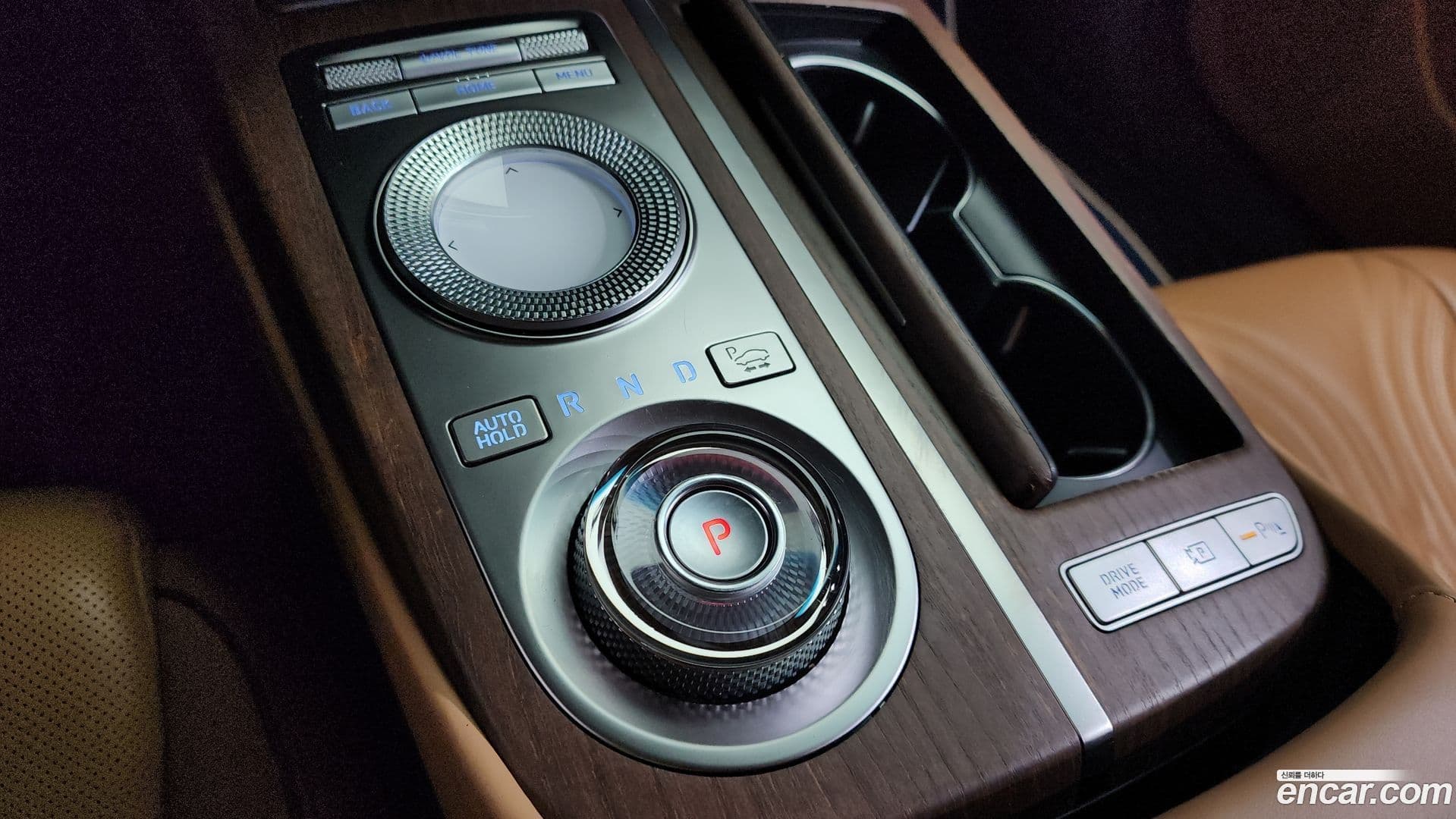 Main__Slider__Photo:G80 Genesis 2020.4-8