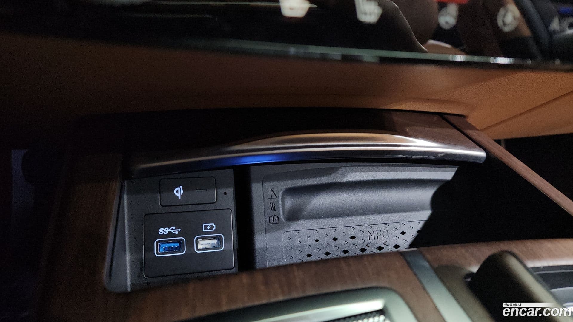 Main__Slider__Photo:G80 Genesis 2020.4-11
