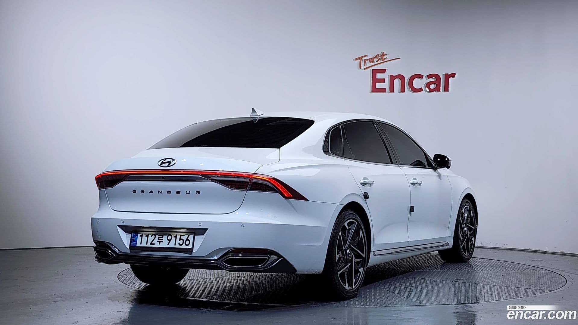 Main__Slider__Photo:Grandeur Hyundai 2020.10-1