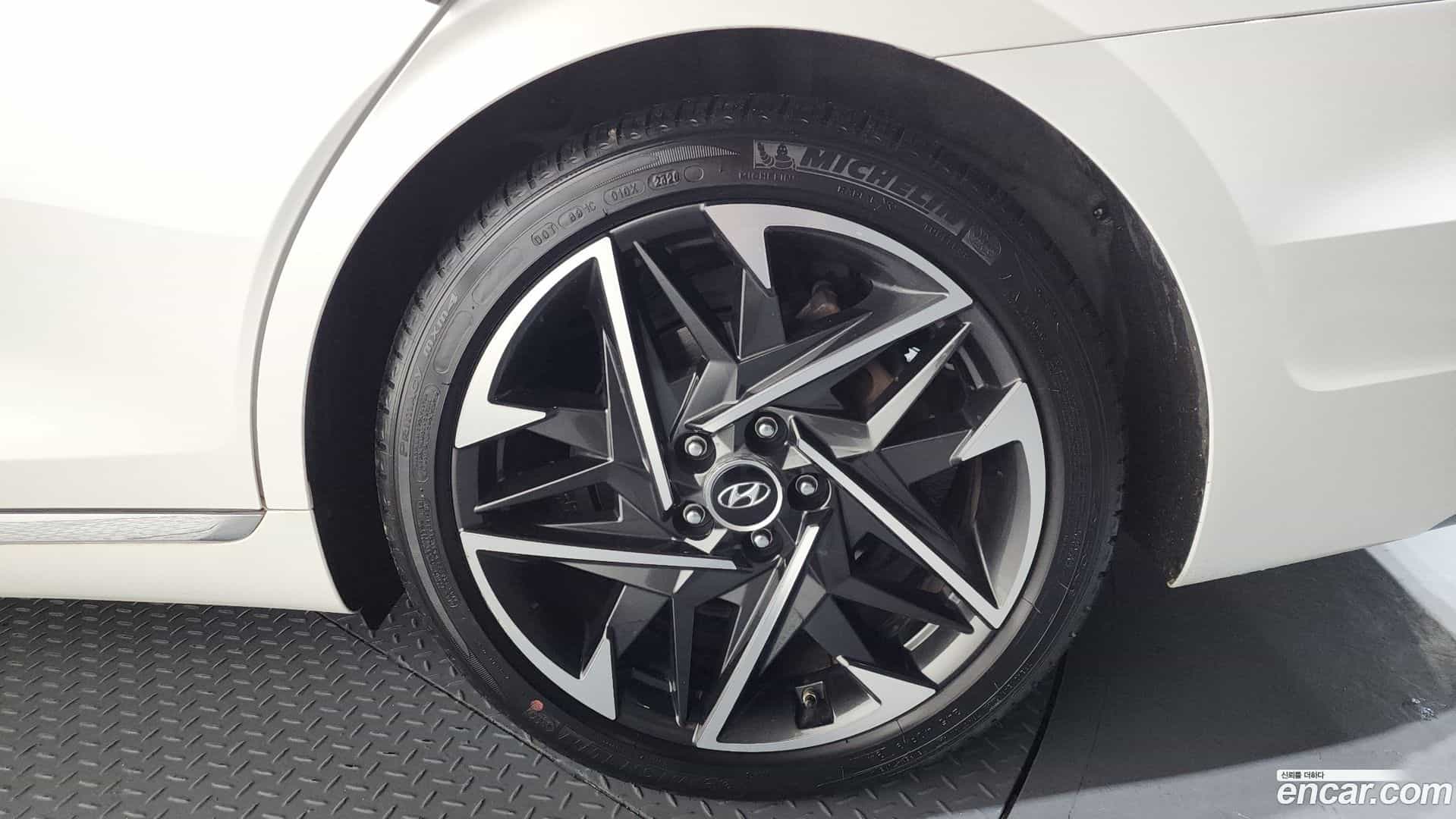 Grandeur Hyundai 2020.10-OUTER-031