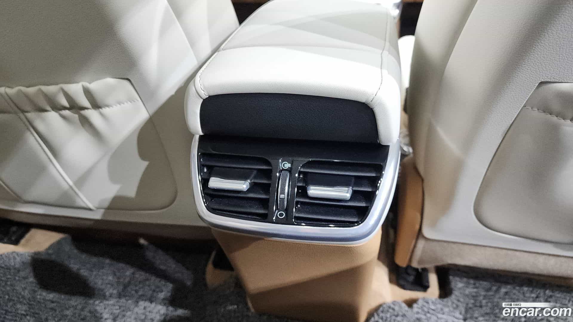 Grandeur Hyundai 2020.10-OPTION-044