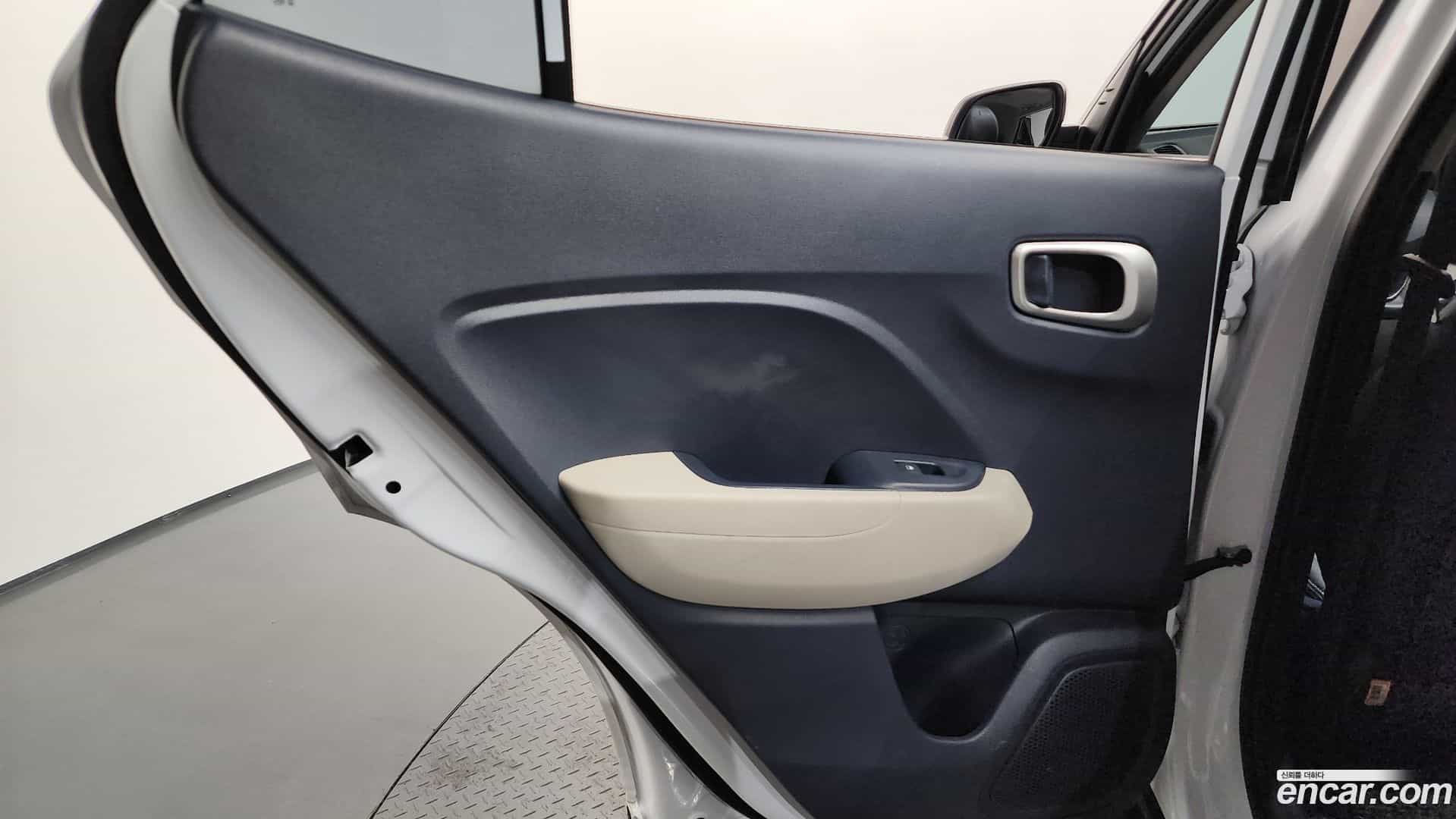 Venue Hyundai 2020.4-INNER-035