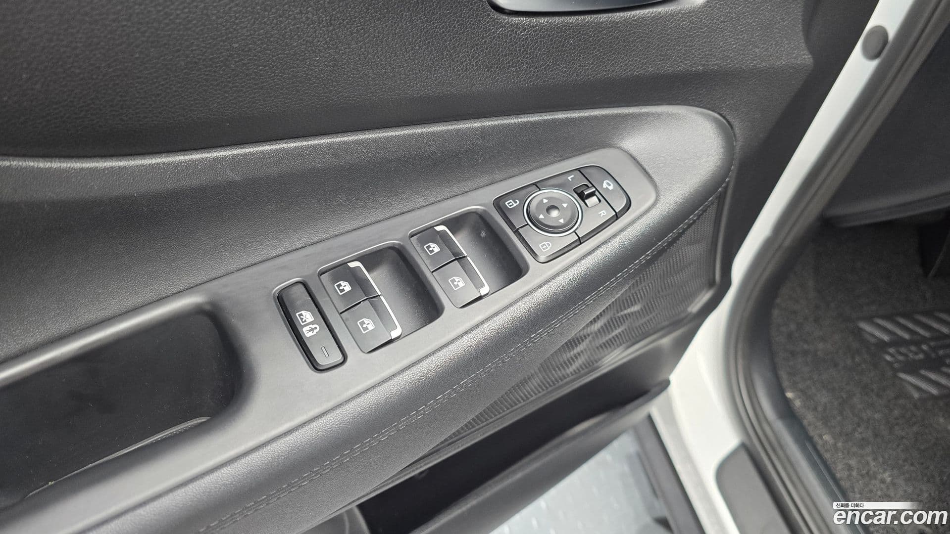 Main__Slider__Photo:Santafe Hyundai 2021.7-13