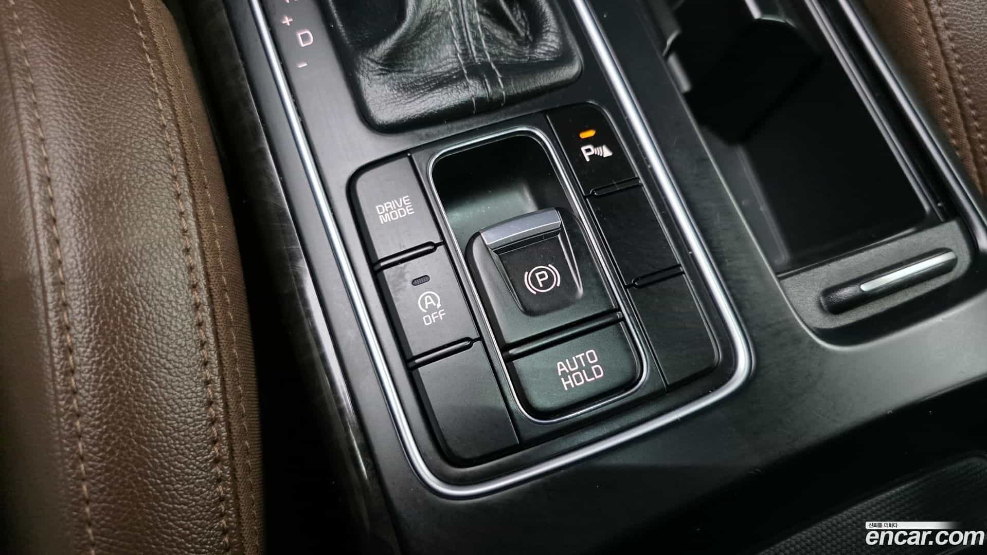 Sorento Kia 2017.0-OPTION-023