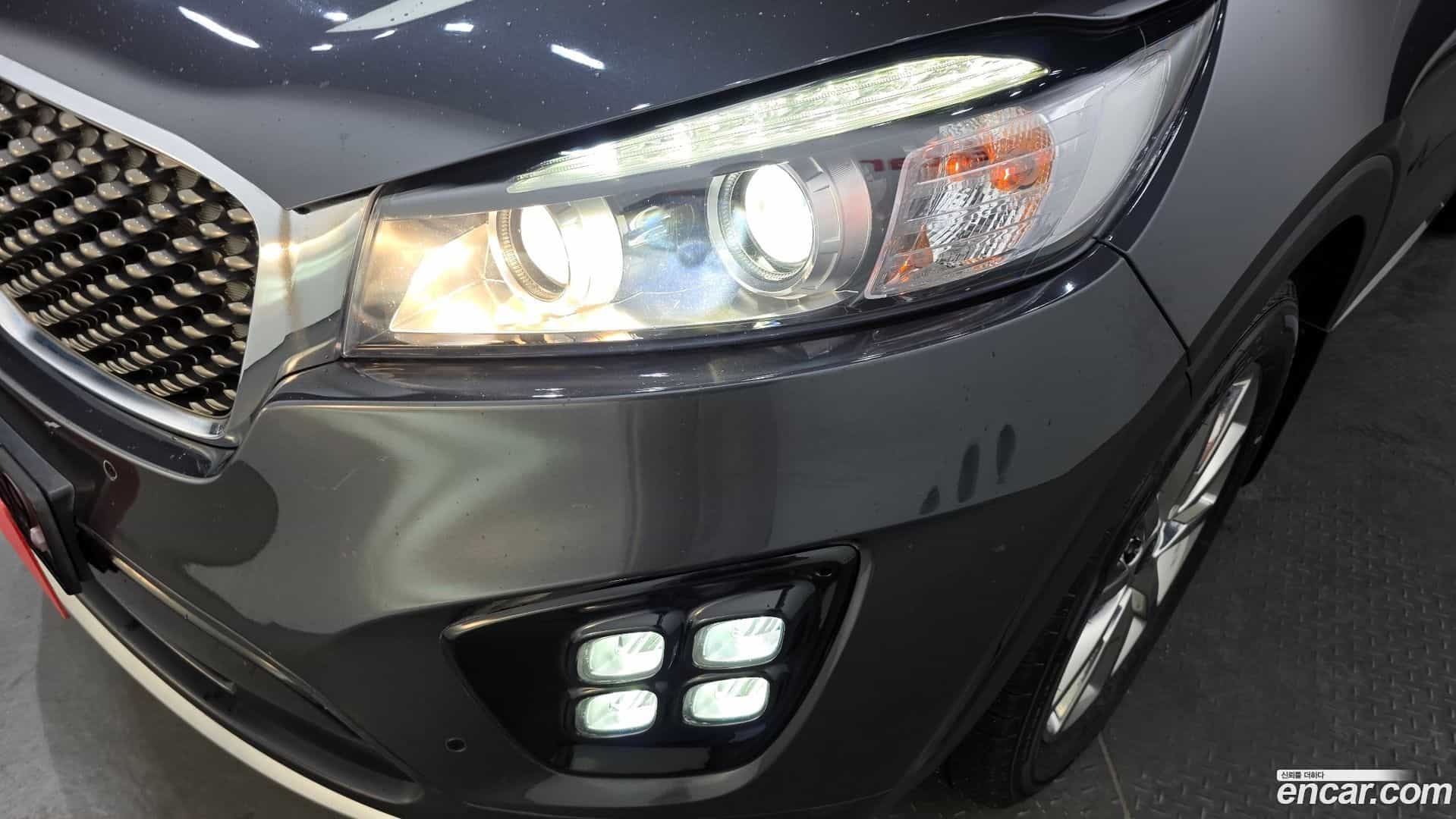 Sorento Kia 2017.0-OUTER-032
