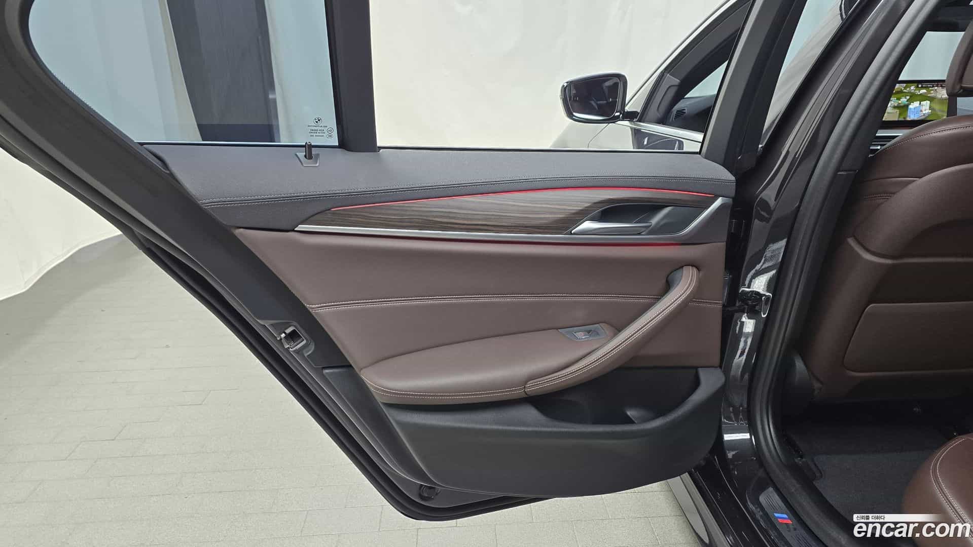5-Series BMW 2020.10-INNER-035