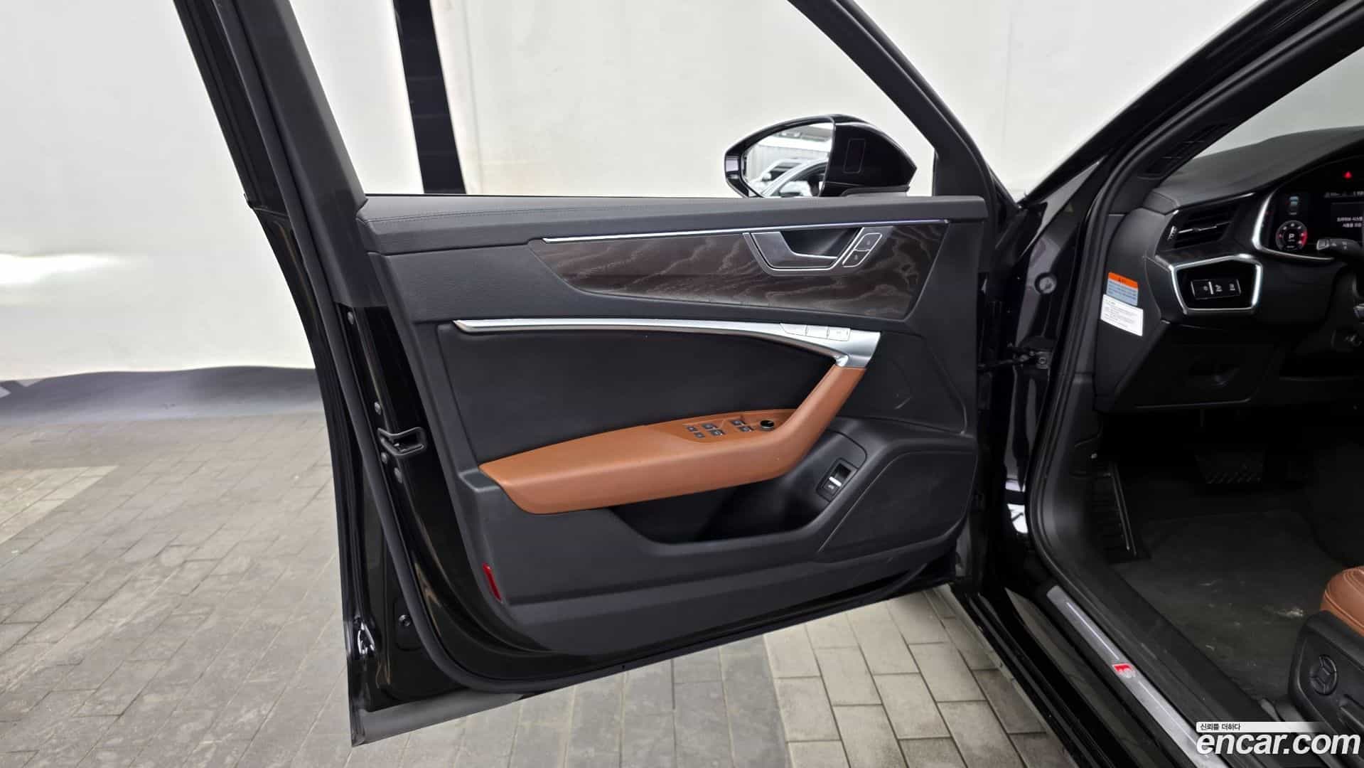A6 Audi 2021.0-INNER-034