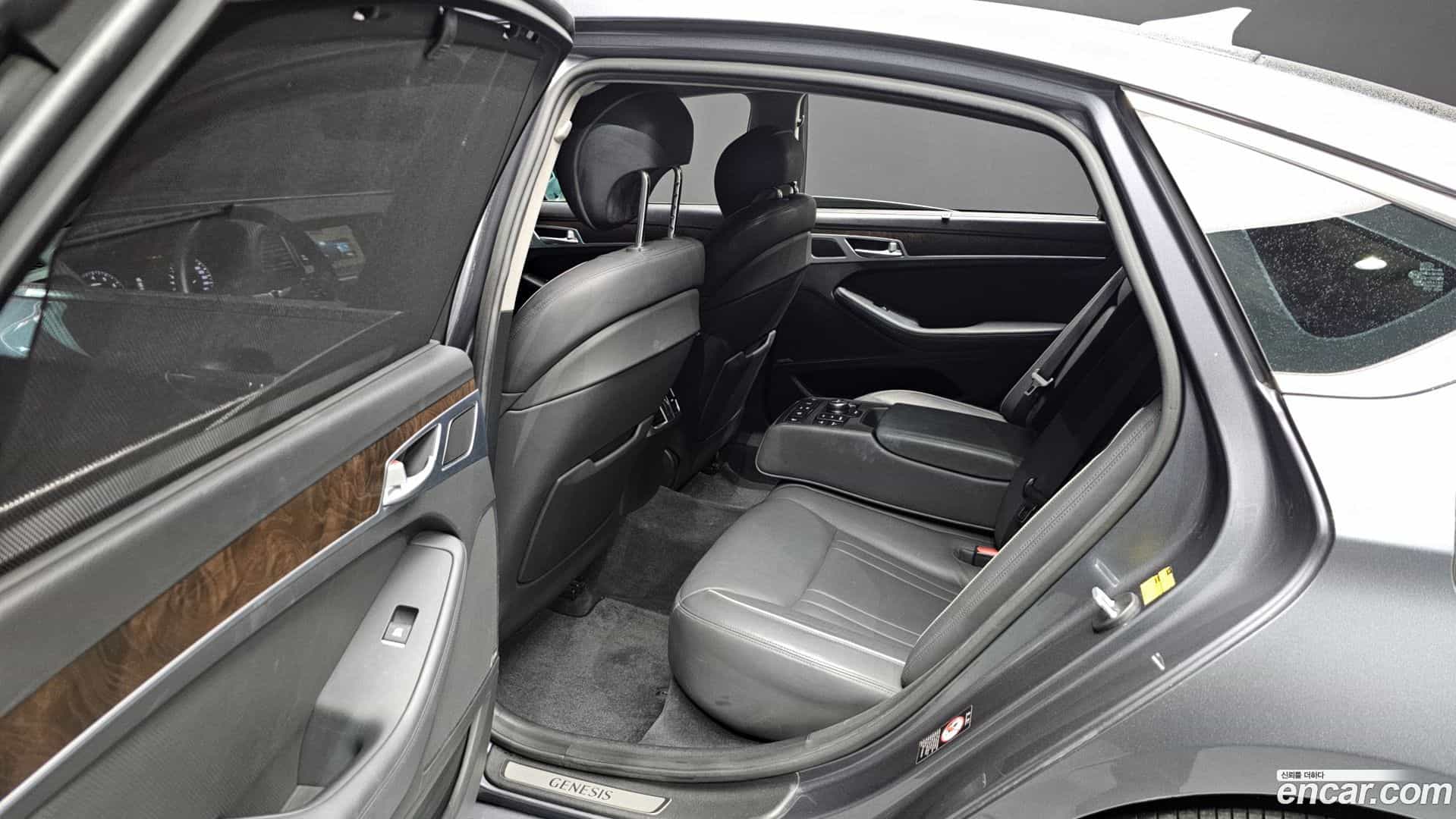 Genesis Hyundai 2014.1-OPTION-015