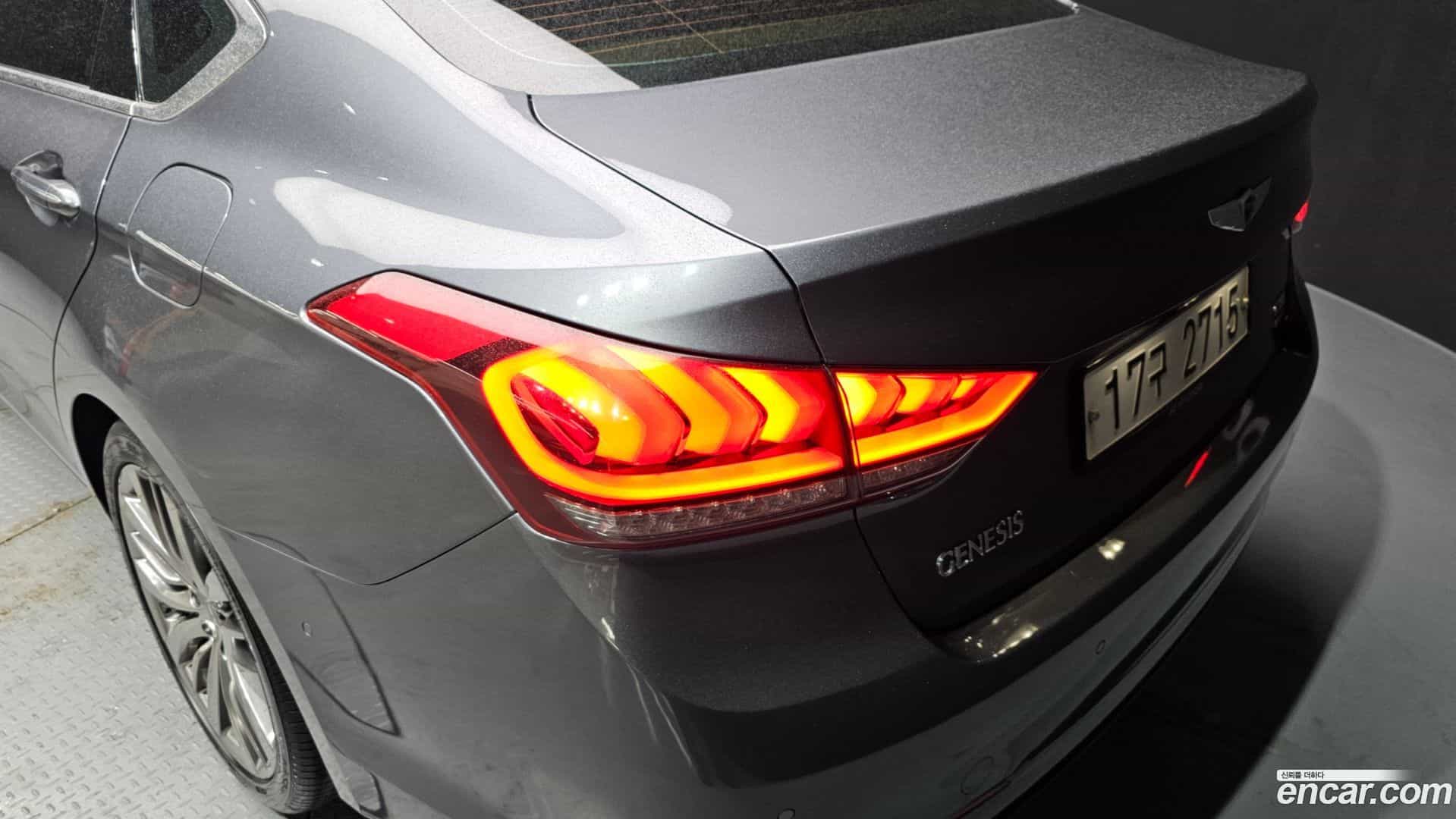 Genesis Hyundai 2014.1-OUTER-033