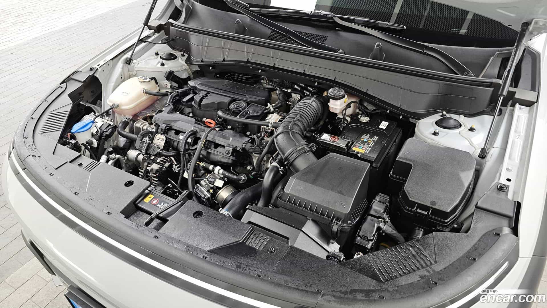 Kona Hyundai 2023.8-OUTER-006