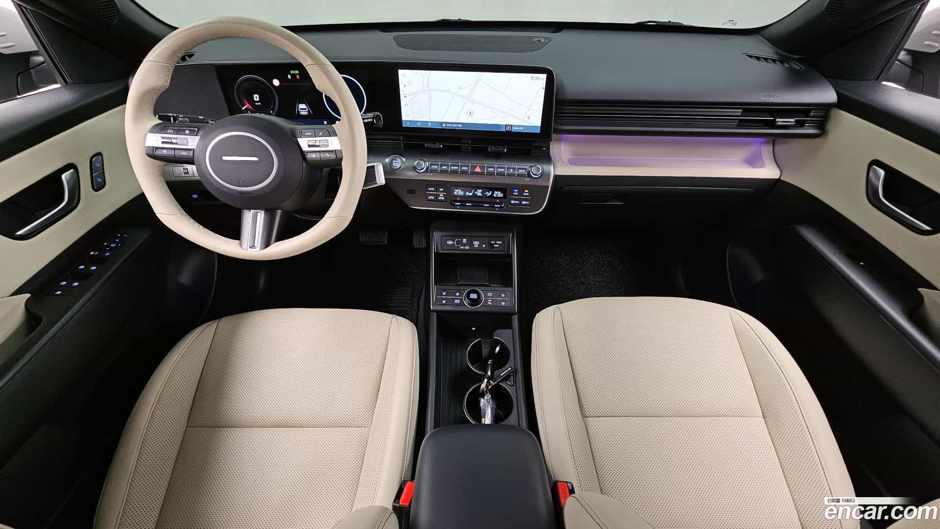 Kona Hyundai 2023.8-INNER-007