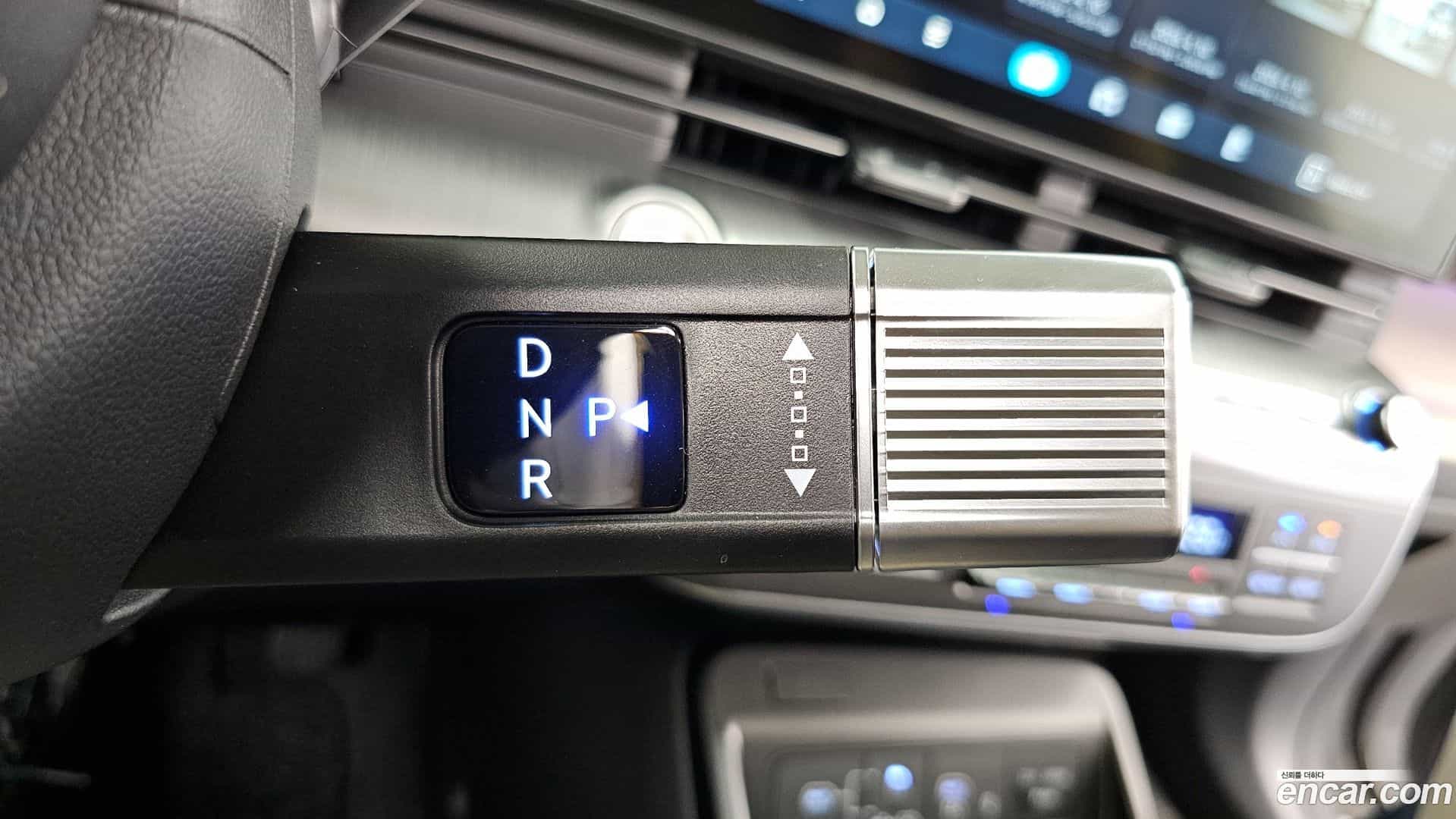 Kona Hyundai 2023.8-INNER-009