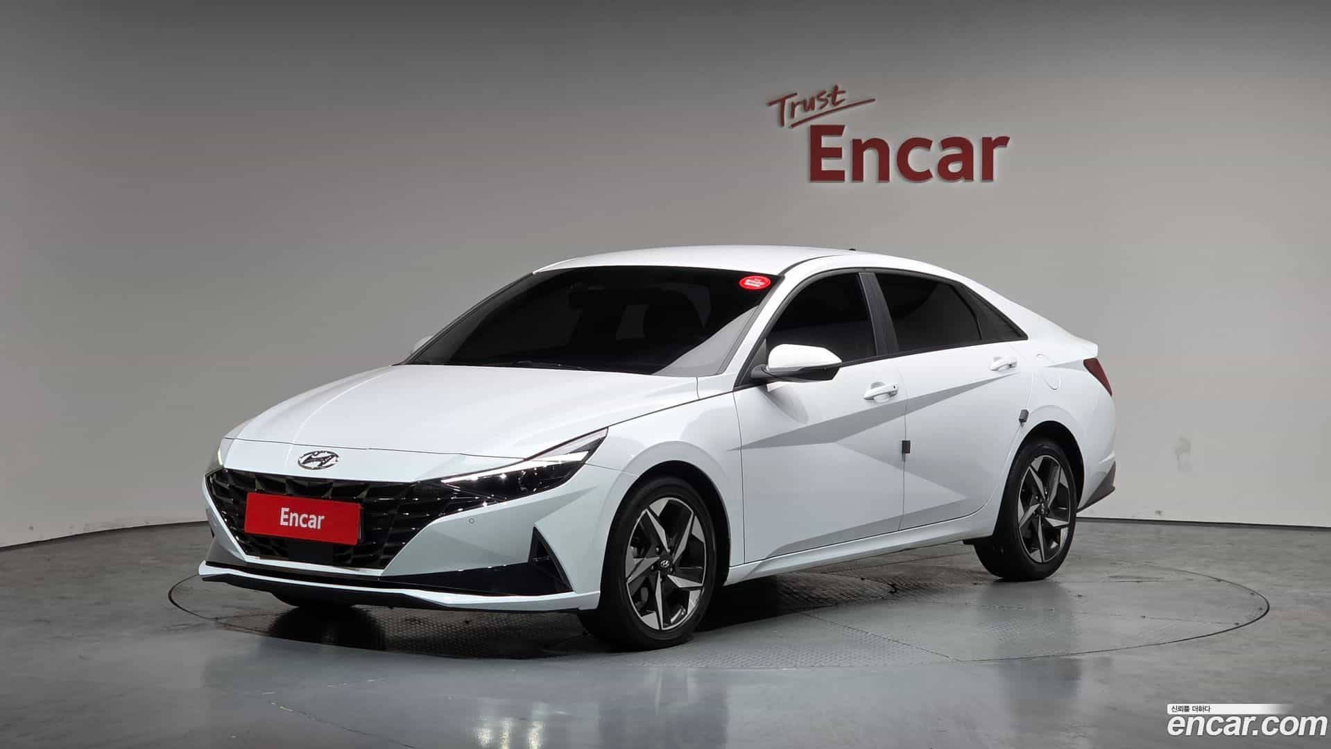 AVANTE Hyundai 2021.1-OUTER-001