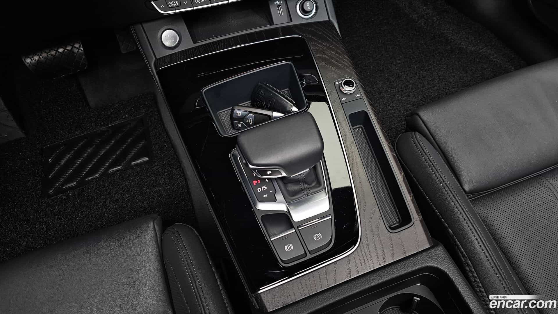 Q5 Audi 2023.0-INNER-009