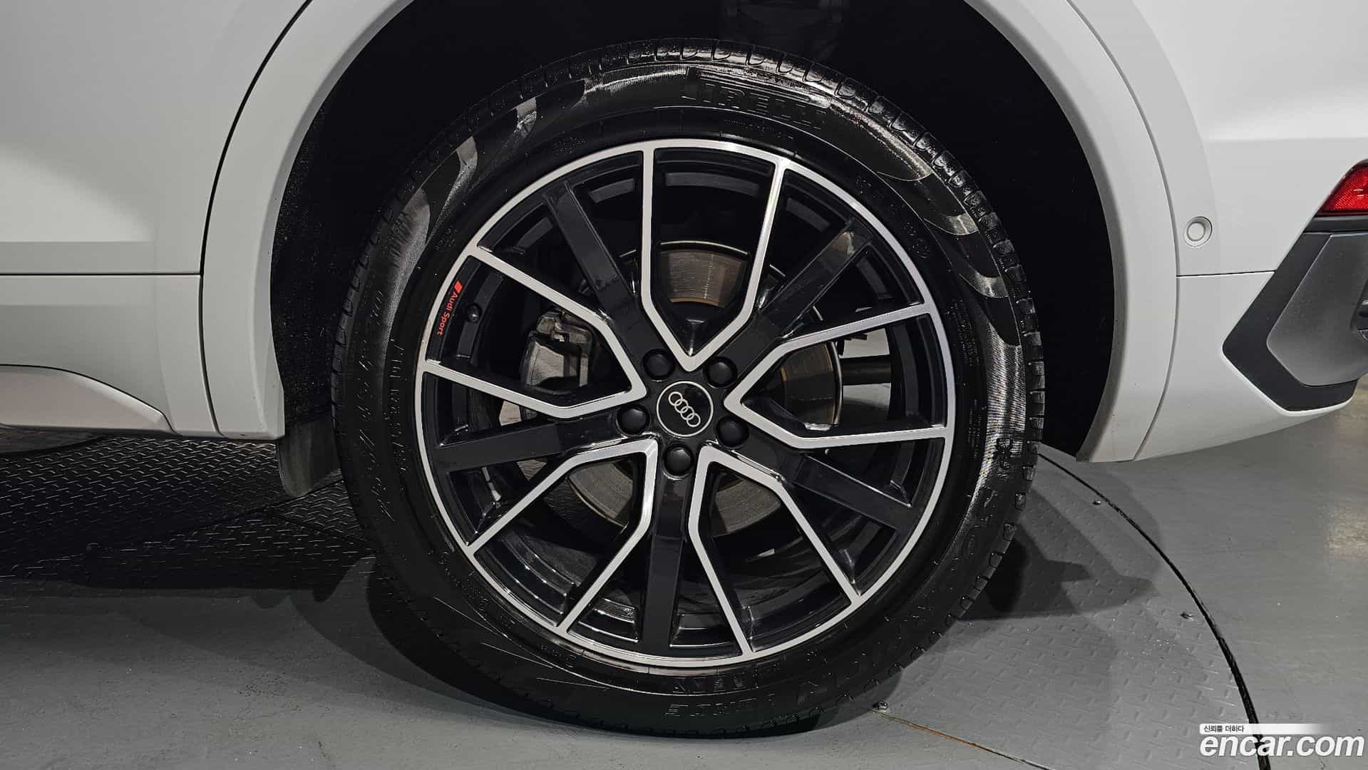 Q5 Audi 2023.0-OUTER-031