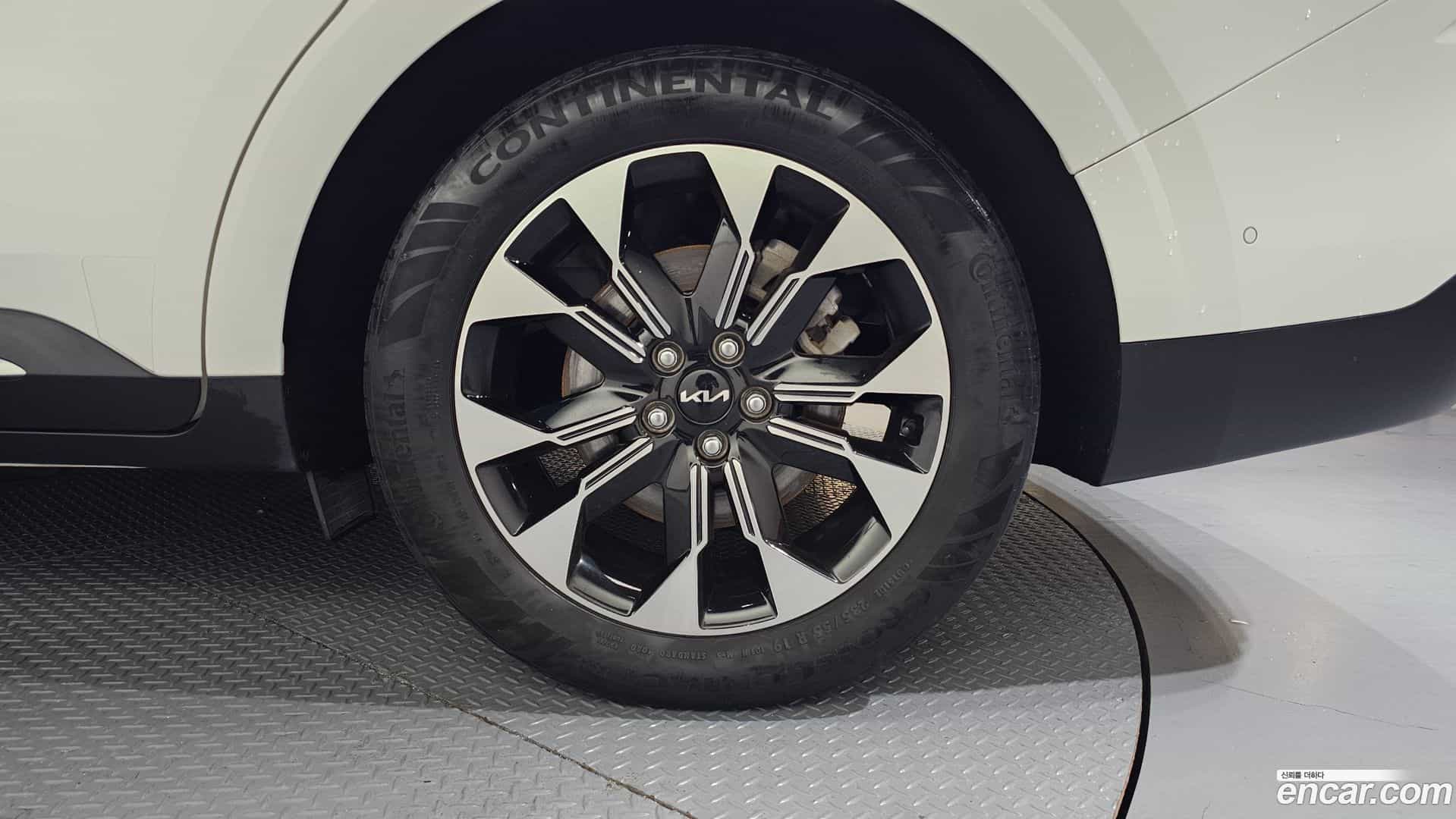 Canival Kia 2023.2-OUTER-031