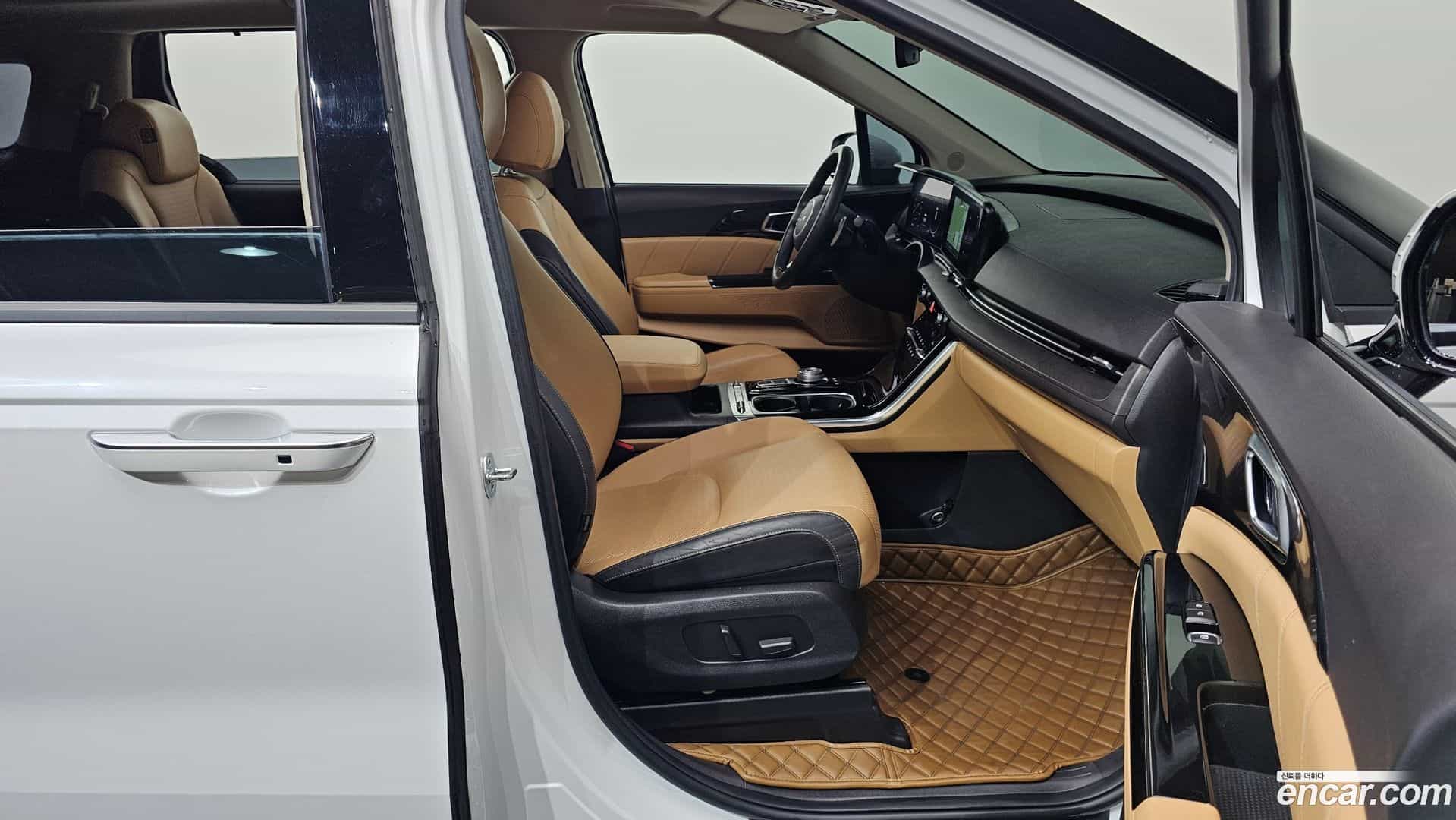 Canival Kia 2023.2-INNER-036