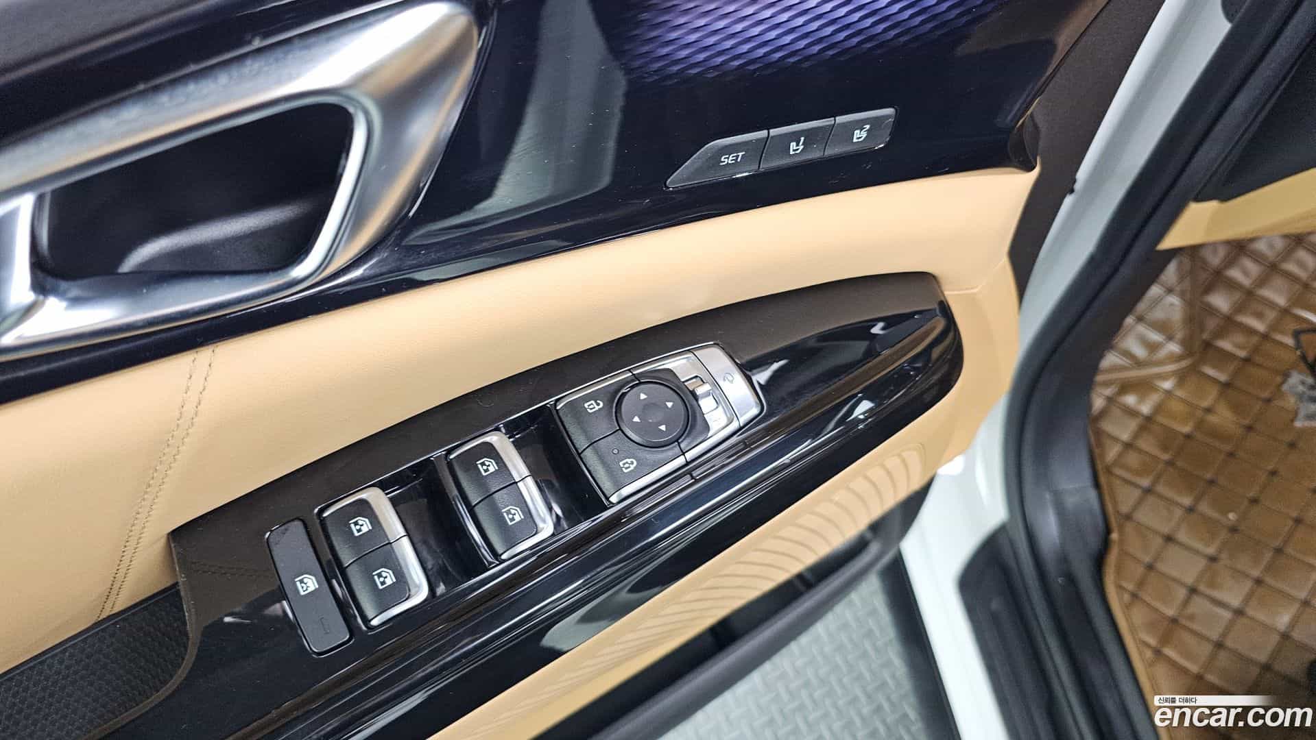 Canival Kia 2023.2-OPTION-046
