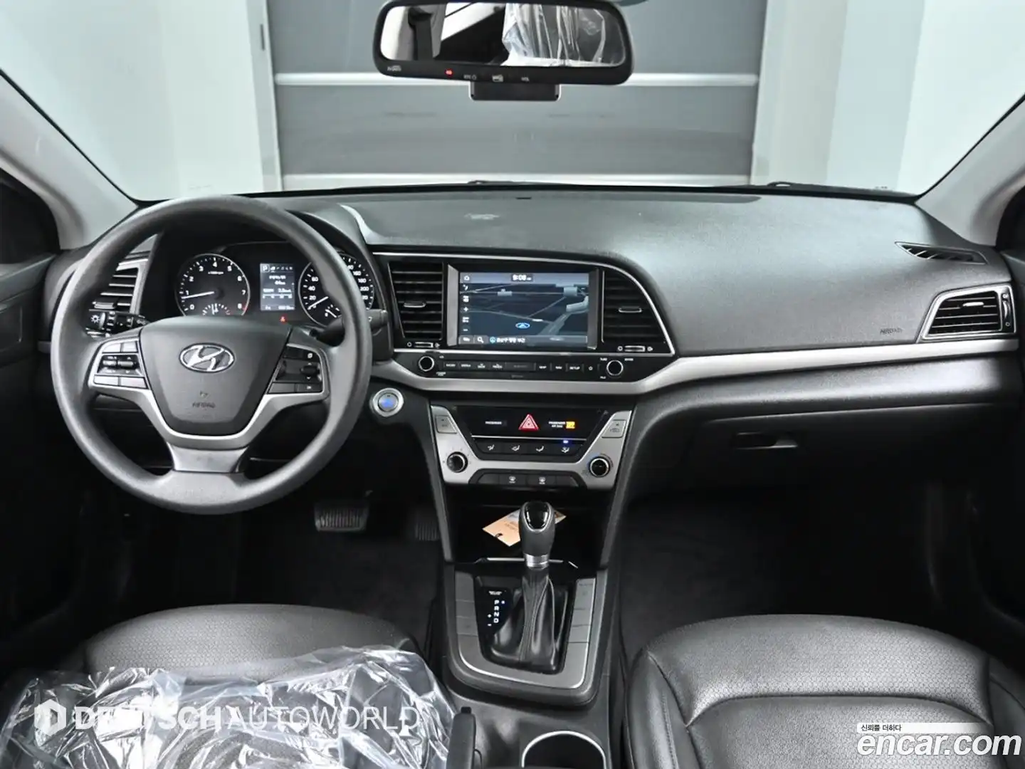 AVANTE Hyundai 2018.1-INNER-007