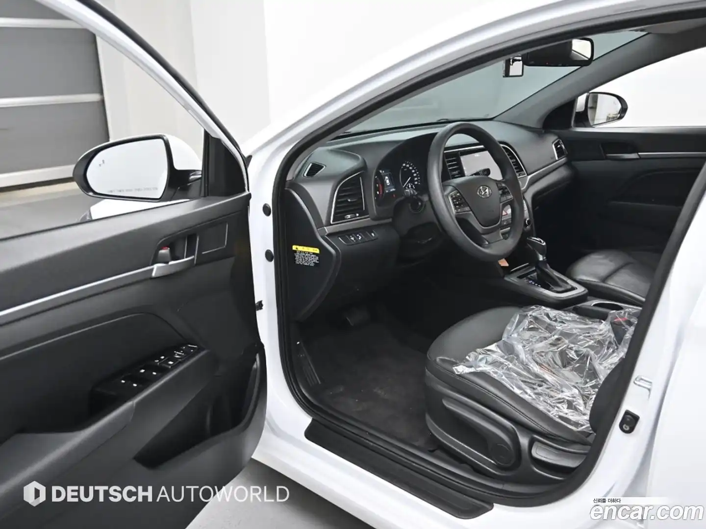 AVANTE Hyundai 2018.1-OPTION-015