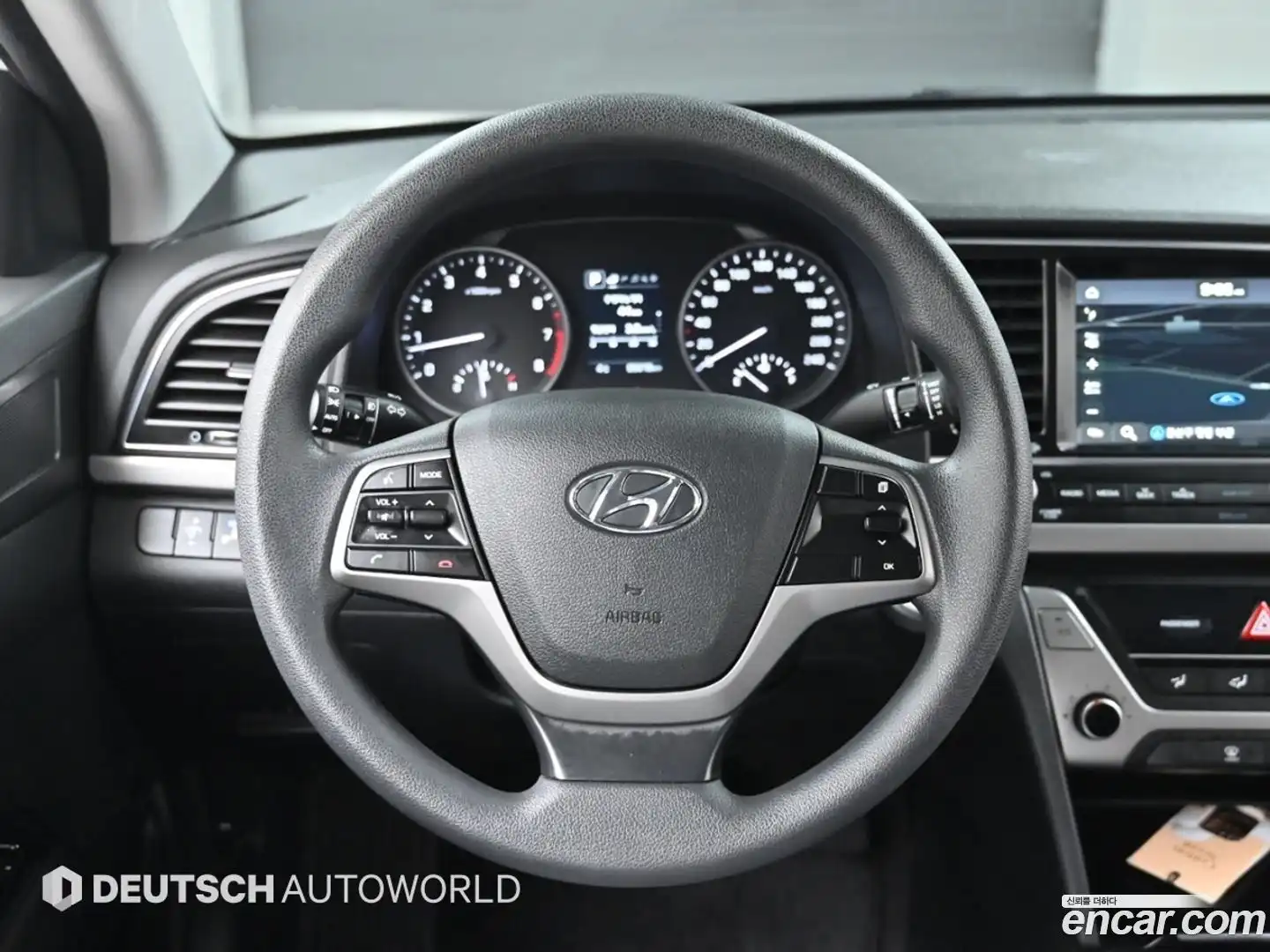 AVANTE Hyundai 2018.1-OPTION-017