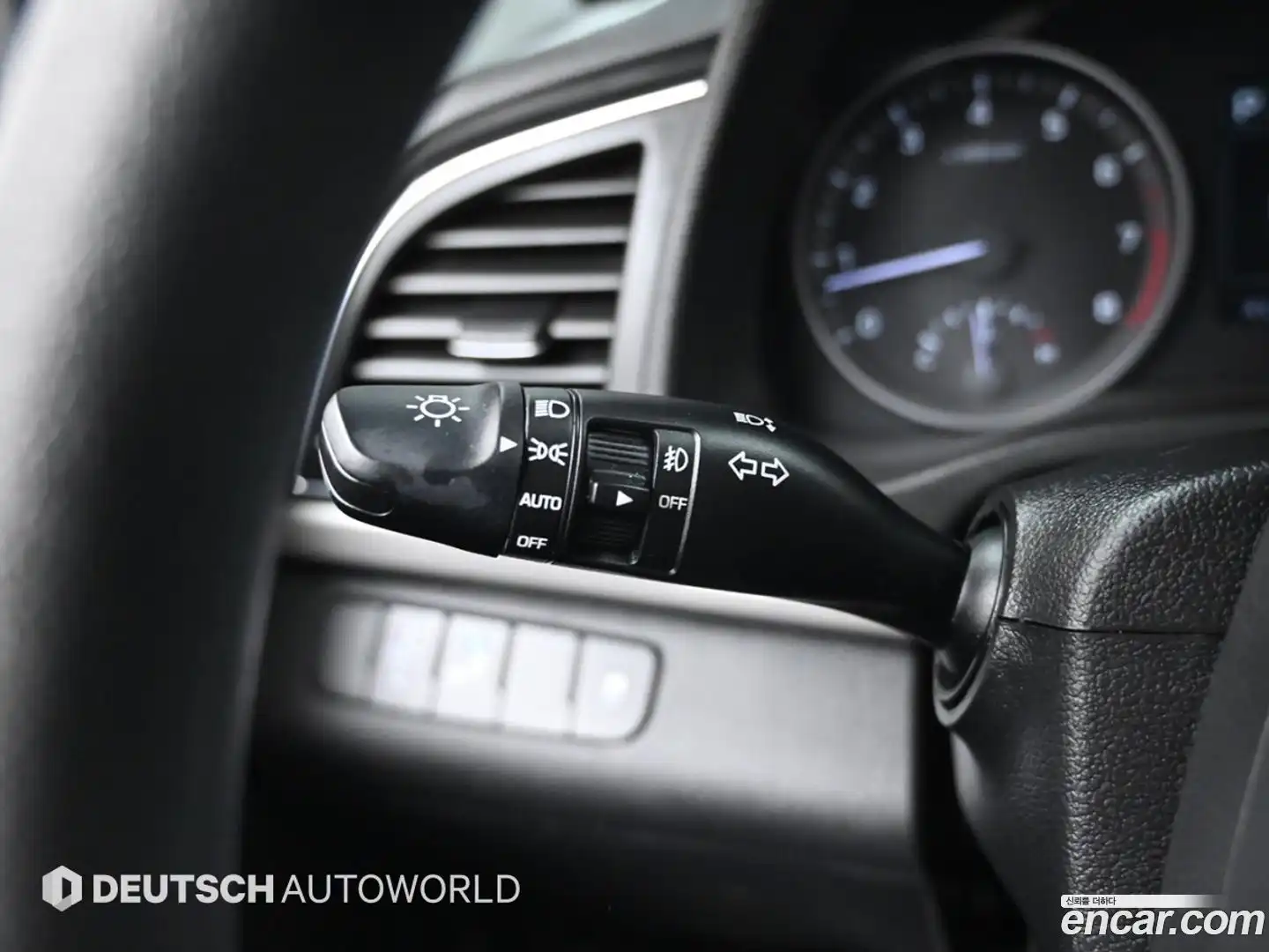 AVANTE Hyundai 2018.1-OPTION-020