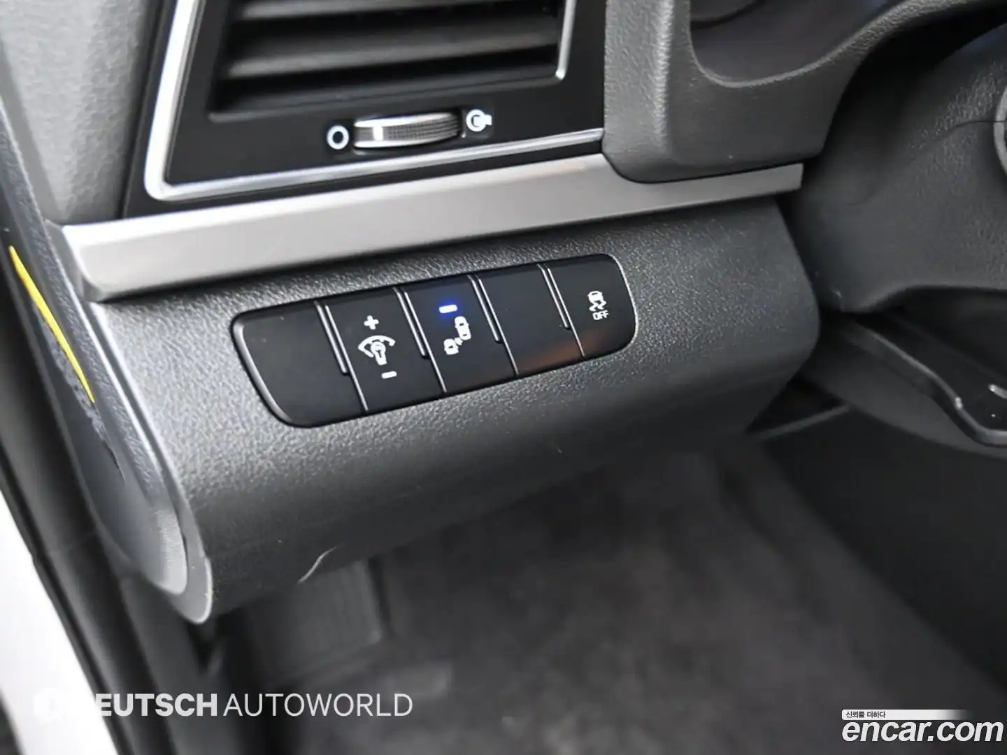 AVANTE Hyundai 2018.1-OPTION-021