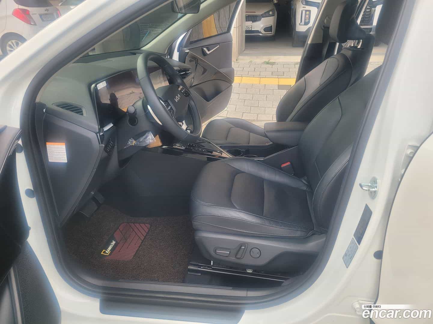 Niro Kia 2022.2-INNER-009