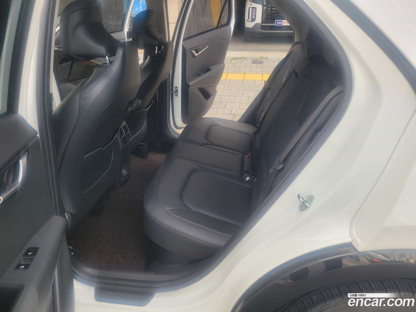 Niro Kia 2022.2-INNER-010