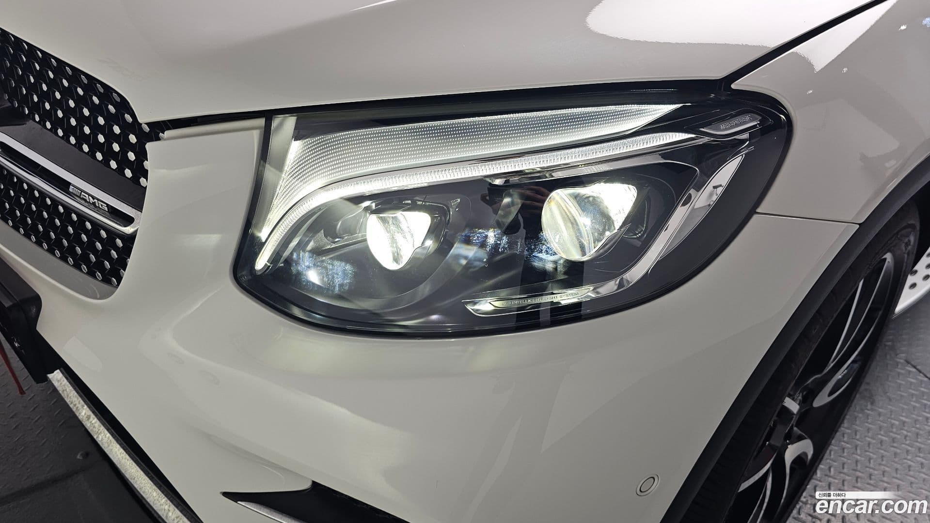 Main__Slider__Photo:GLC-Class Mercedes-Benz 2017.9-22