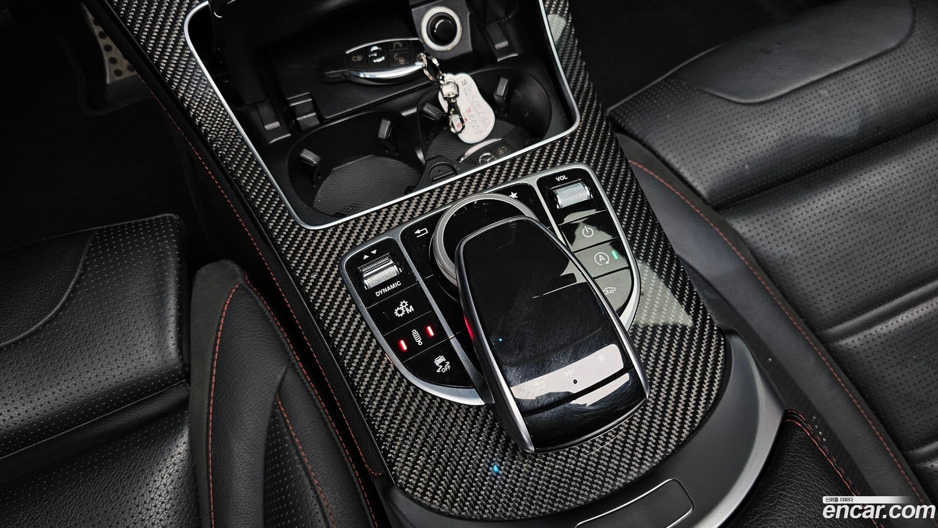 Main__Slider__Photo:GLC-Class Mercedes-Benz 2017.9-27