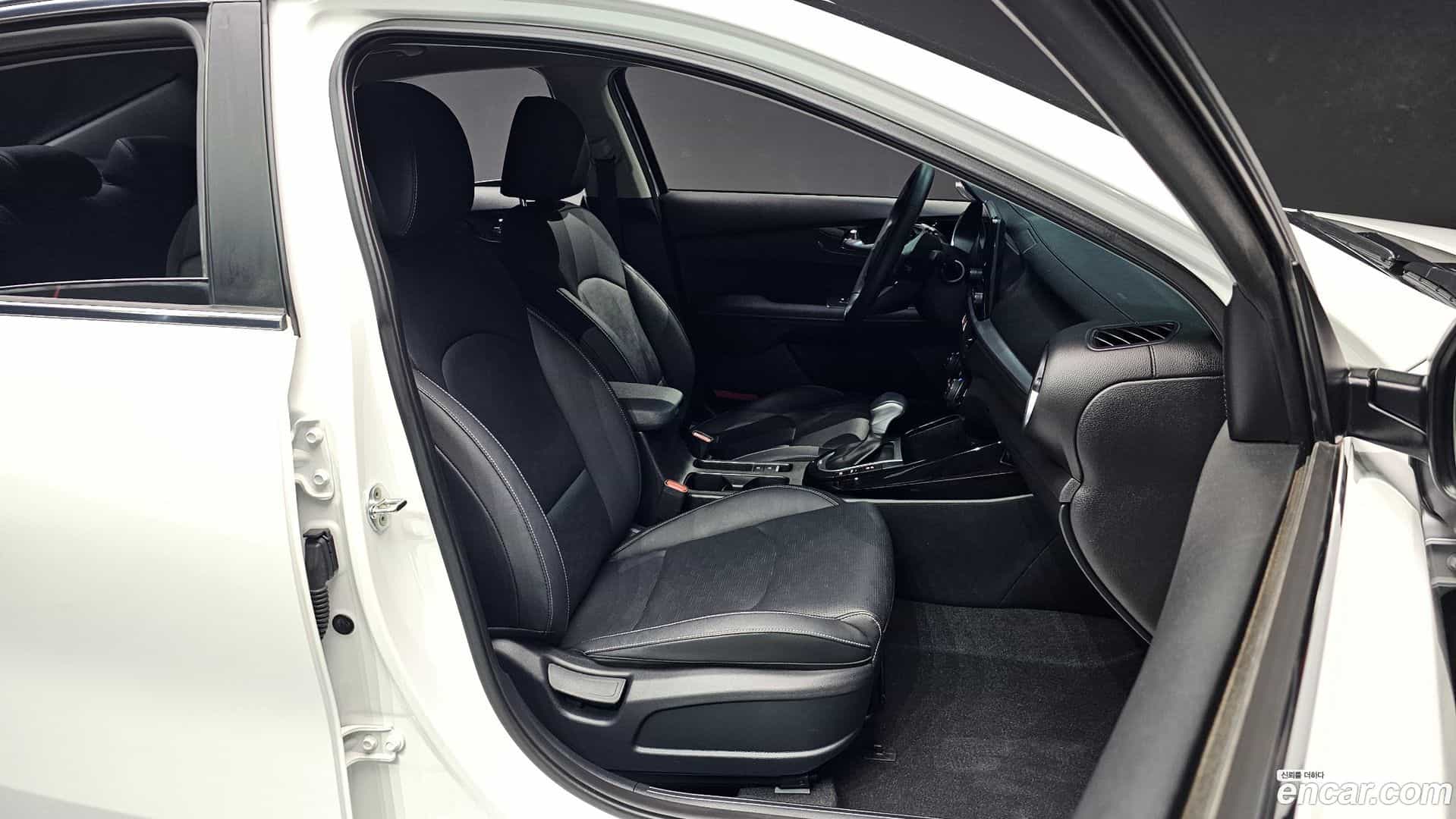 K3 Kia 2021.4-OPTION-016