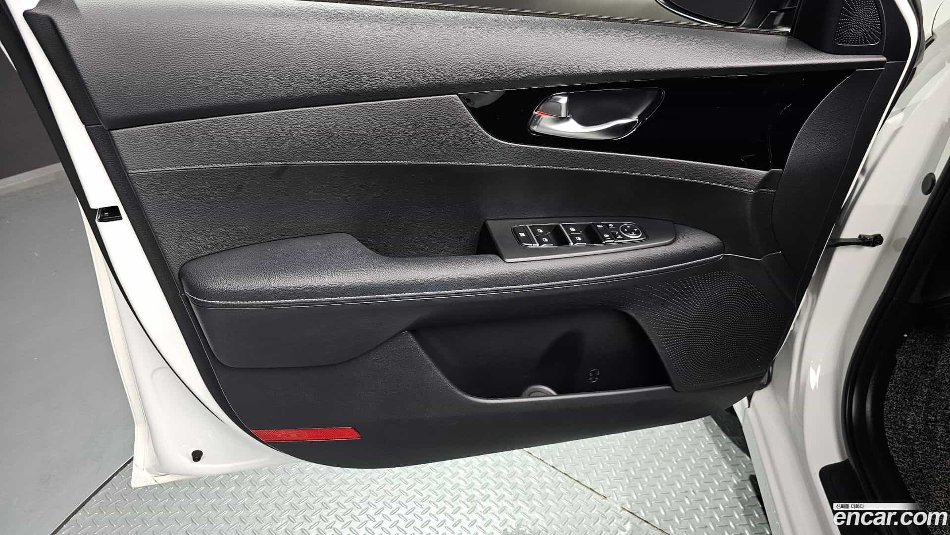 K3 Kia 2021.4-INNER-034