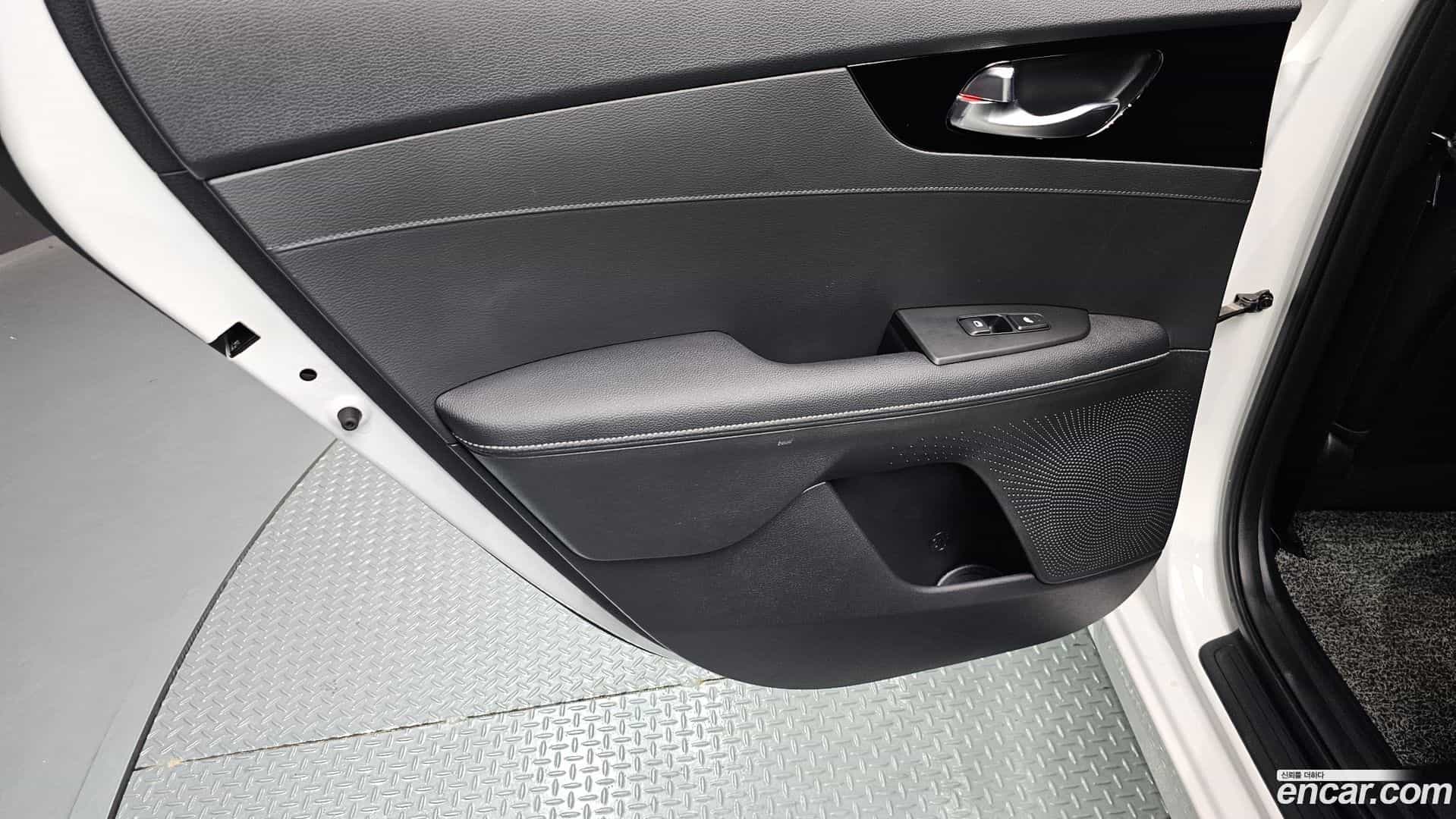 K3 Kia 2021.4-INNER-035