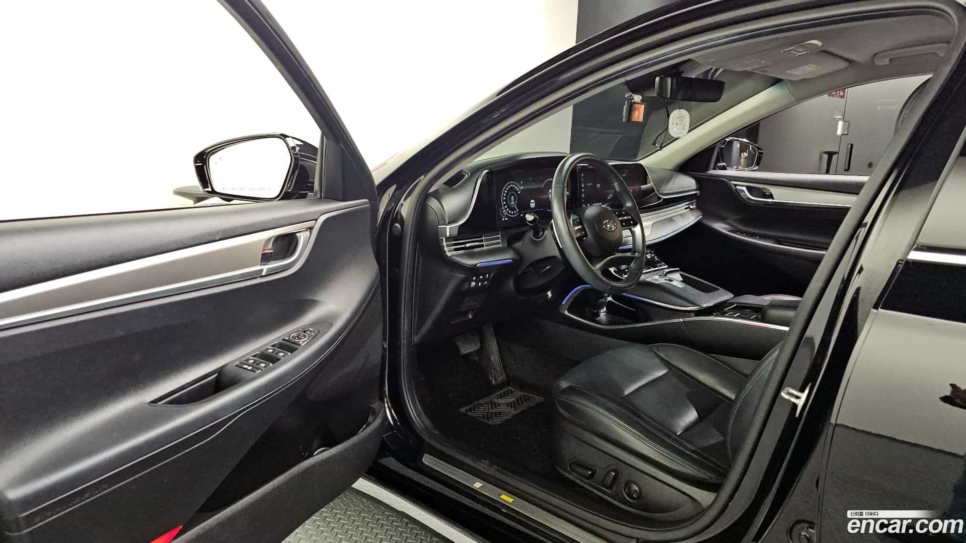 Grandeur Hyundai 2021.2-INNER-010