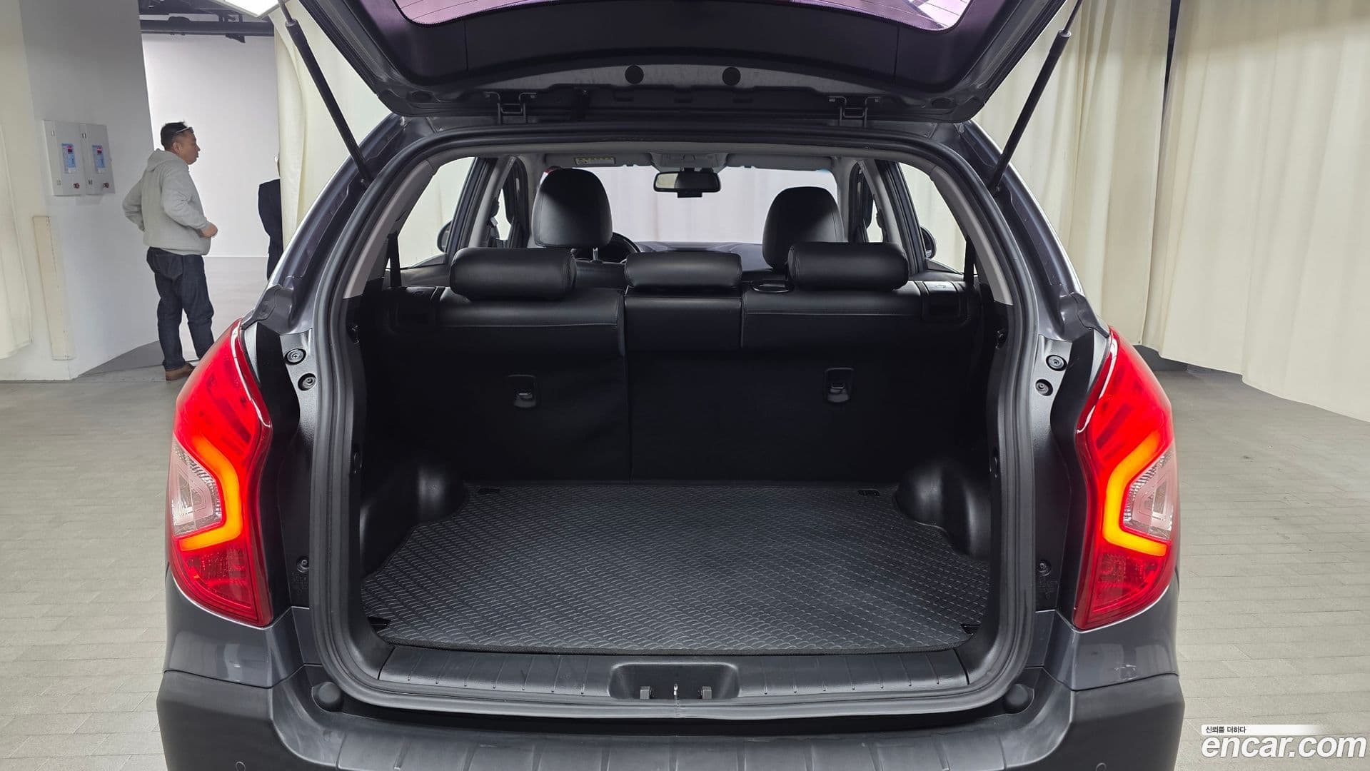 Main__Slider__Photo:KORANDO KG Mobility 2017.5-19