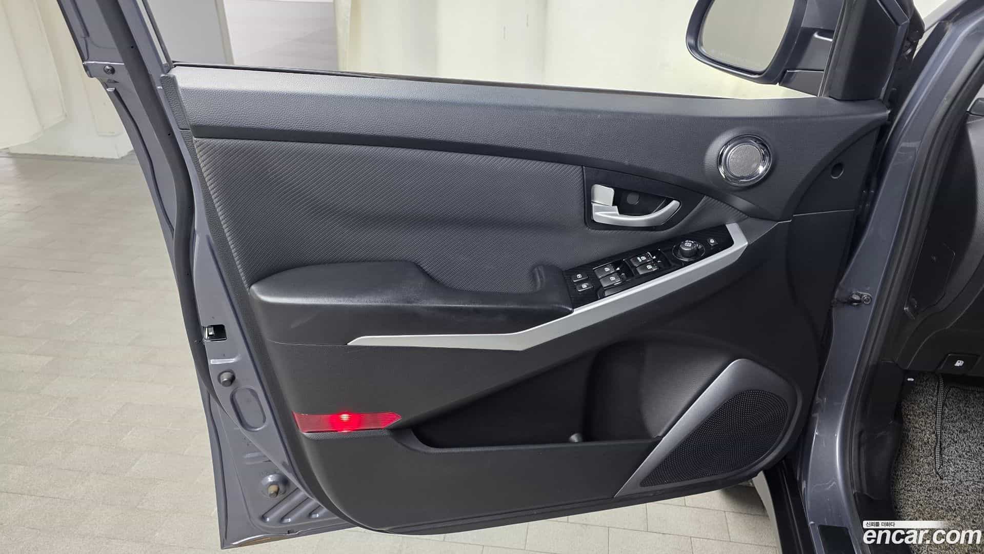 KORANDO KG Mobility 2017.5-INNER-034
