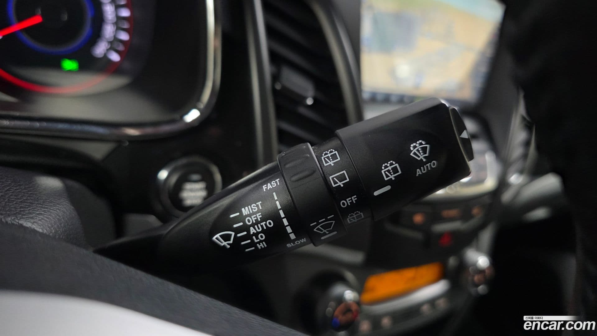 Main__Slider__Photo:KORANDO KG Mobility 2017.5-29