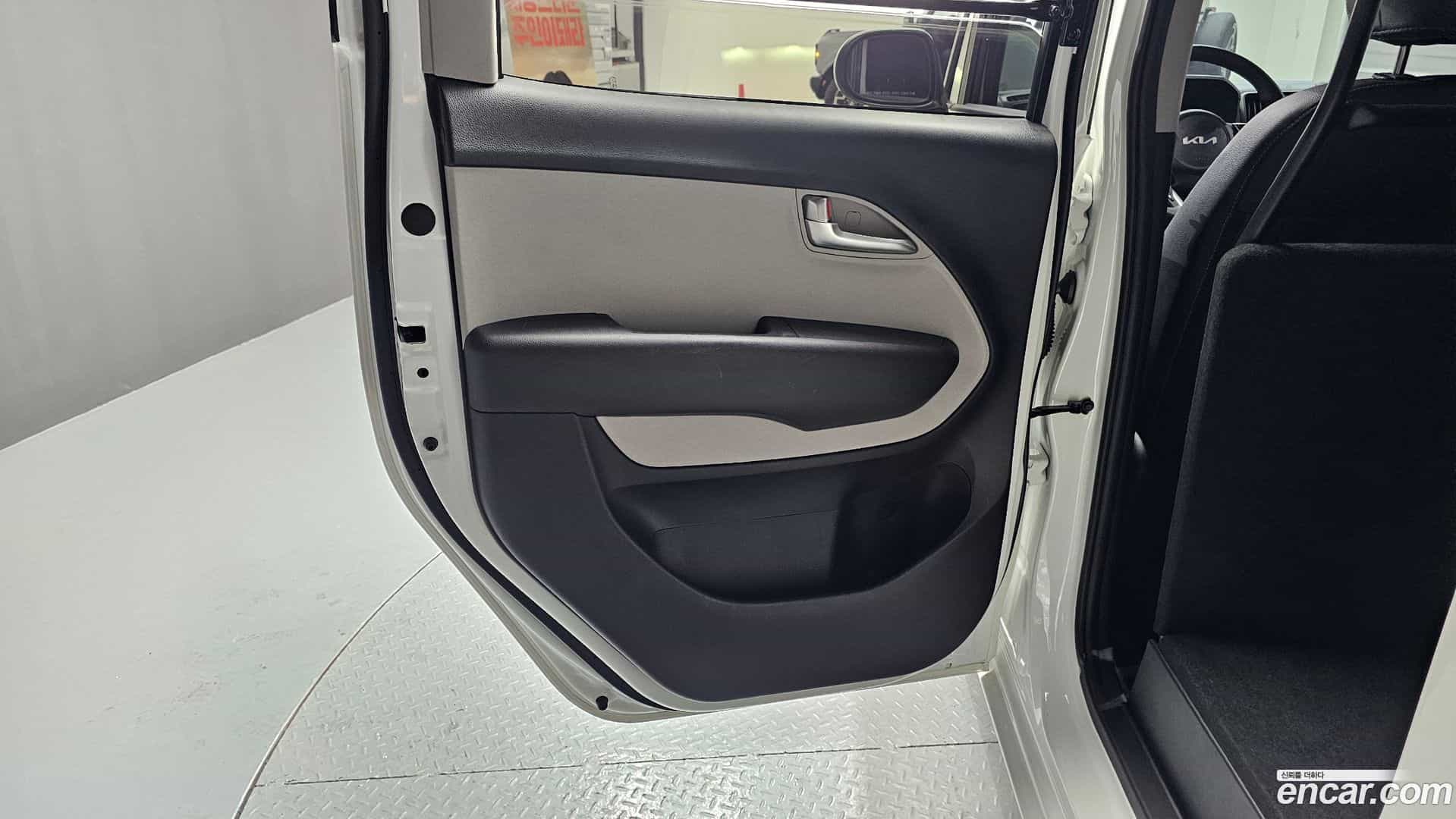 RAY Kia 2023.9-INNER-035