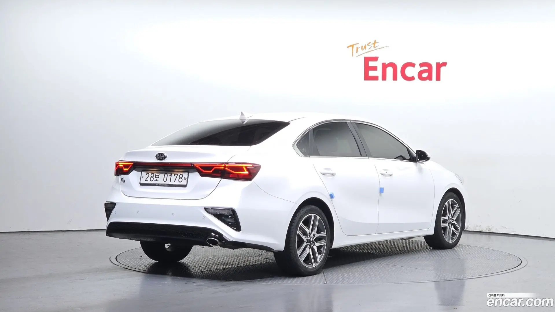 Main__Slider__Photo:K3 Kia 2019.7-1