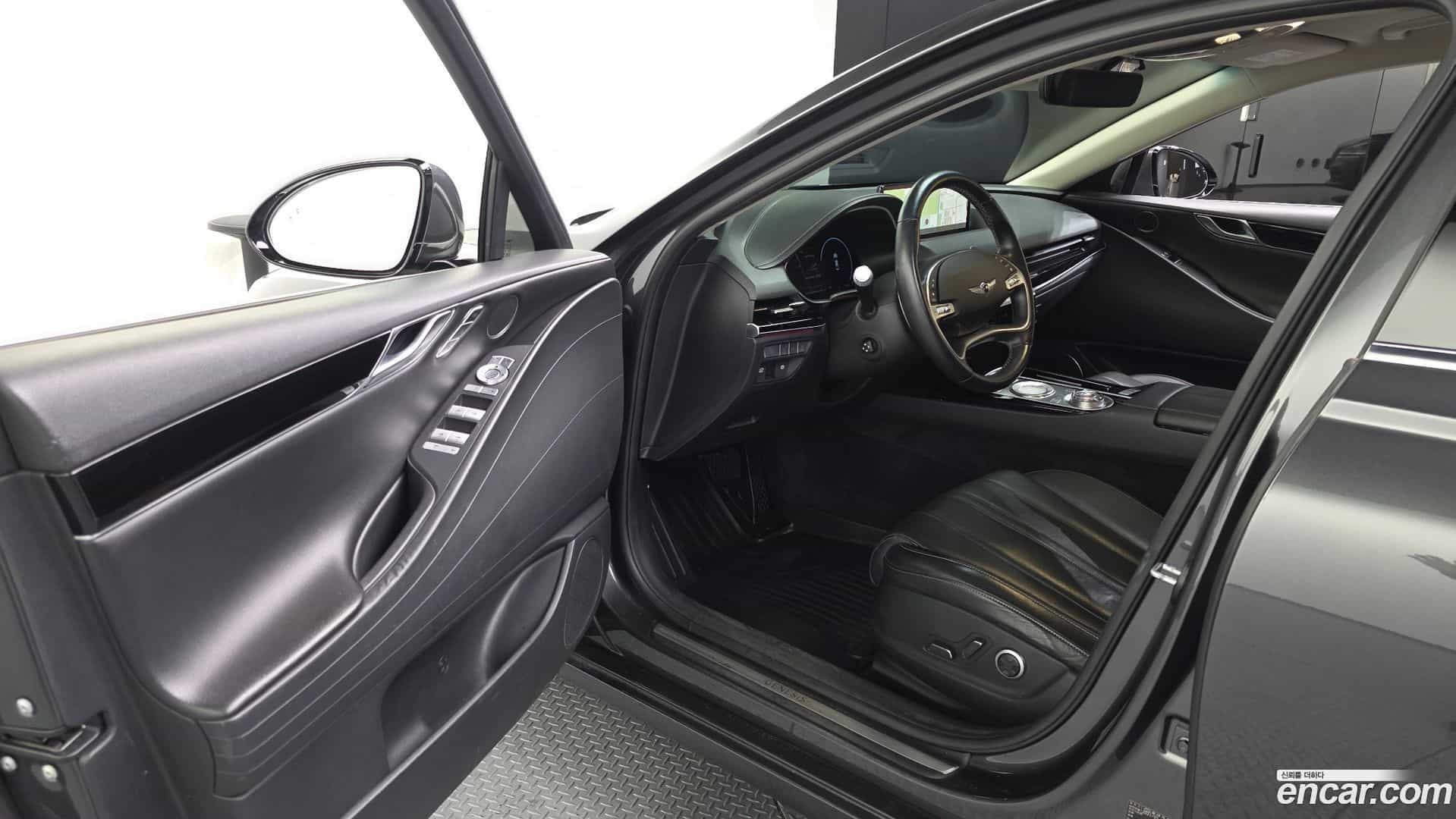 G80 Genesis 2021.1-INNER-010
