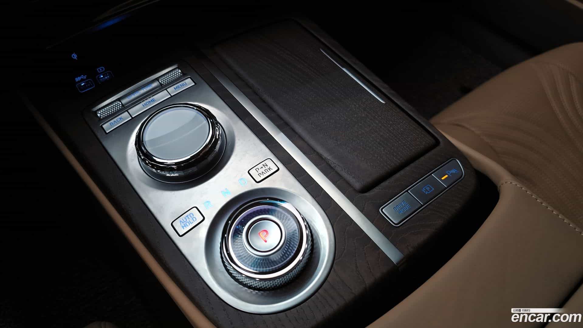 G80 Genesis 2023.1-INNER-009