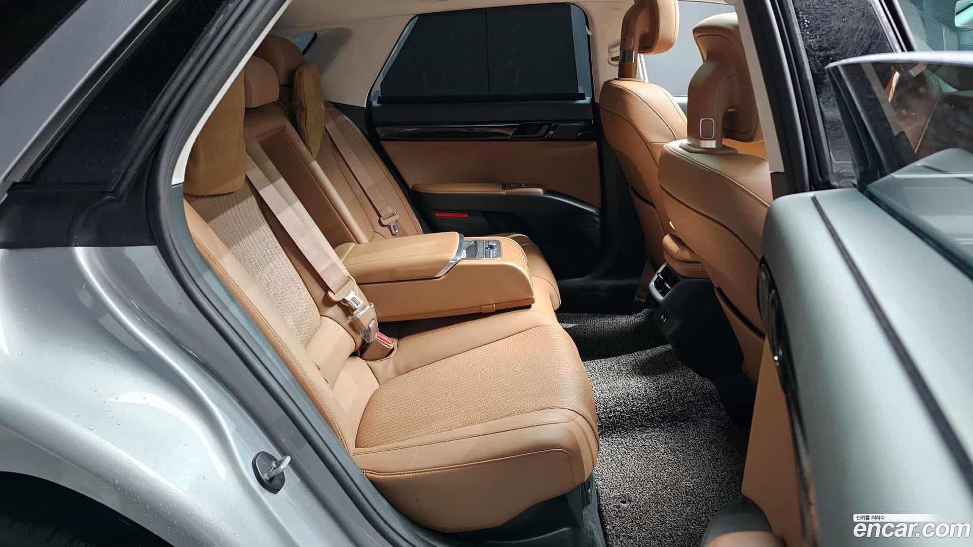 Grandeur Hyundai 2023.11-OPTION-016