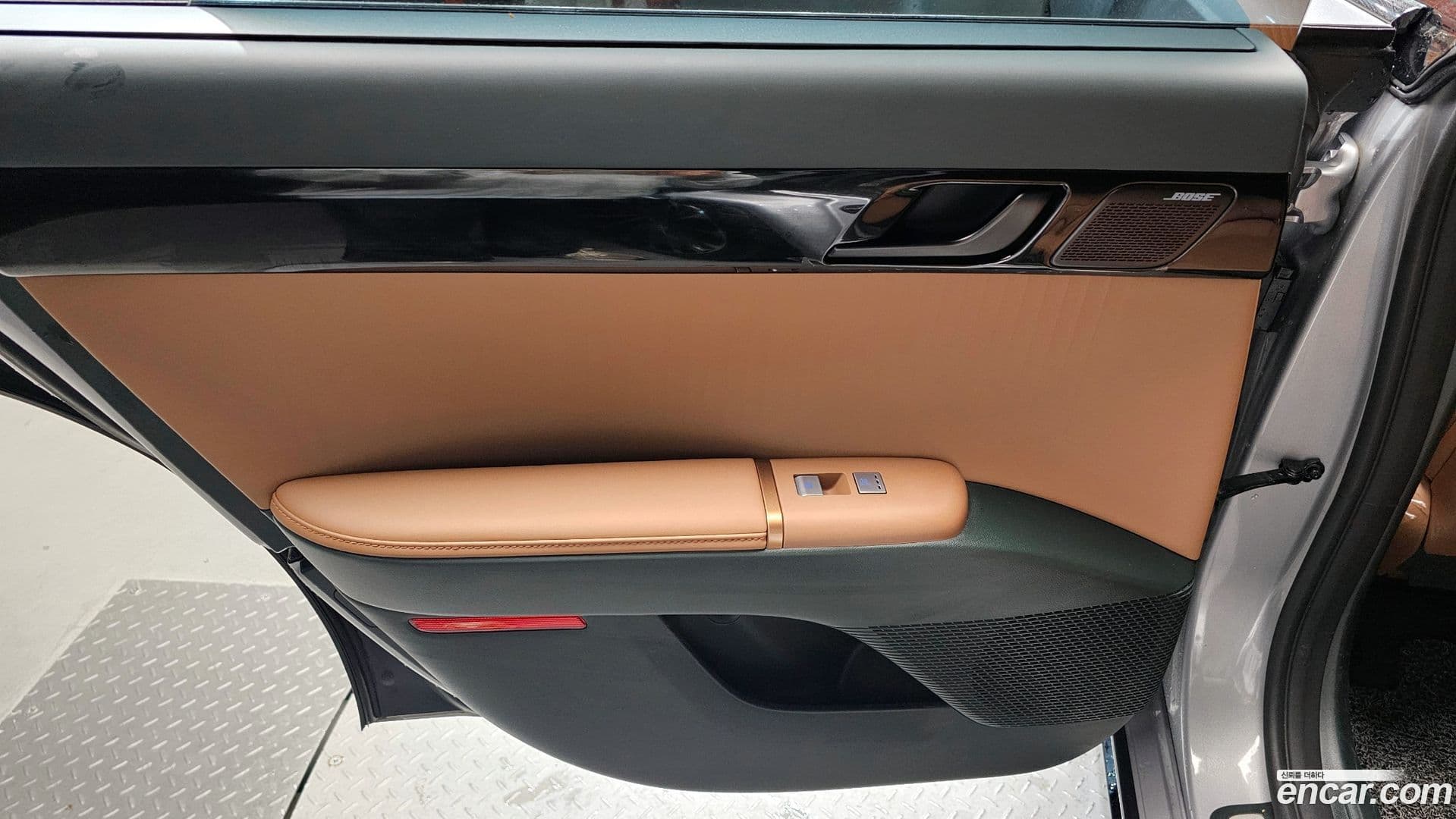 Main__Slider__Photo:Grandeur Hyundai 2023.11-24