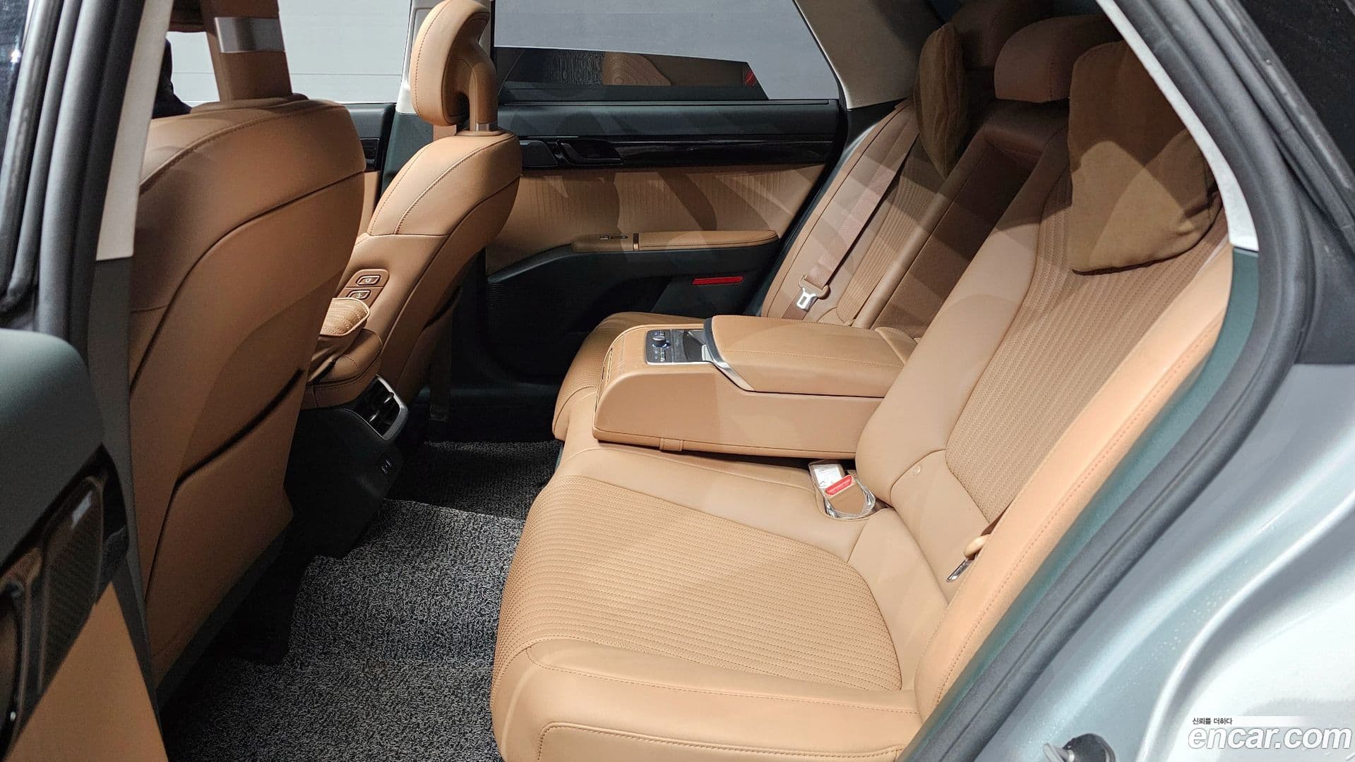 Main__Slider__Photo:Grandeur Hyundai 2023.11-25