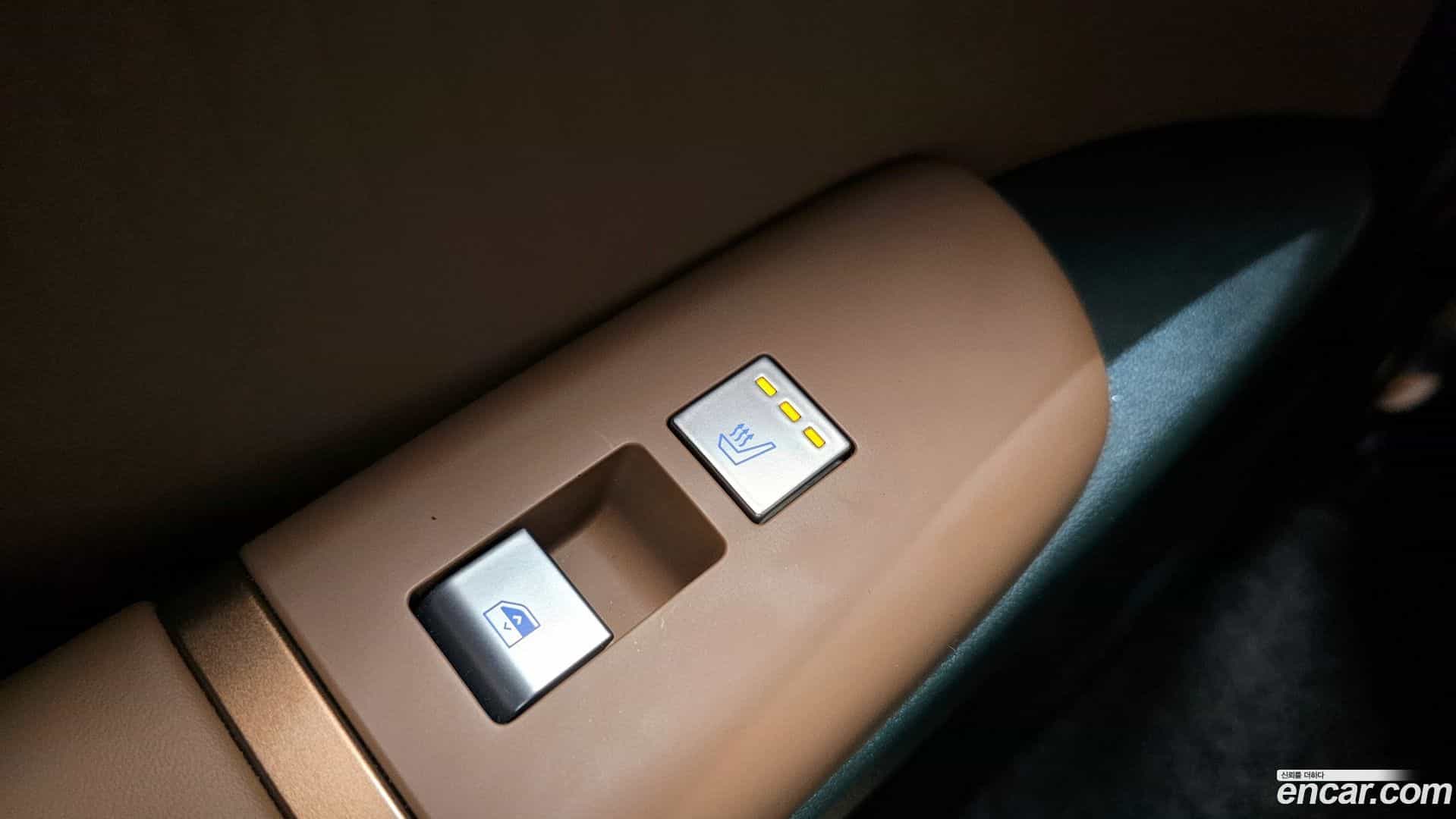 Grandeur Hyundai 2023.11-OPTION-042