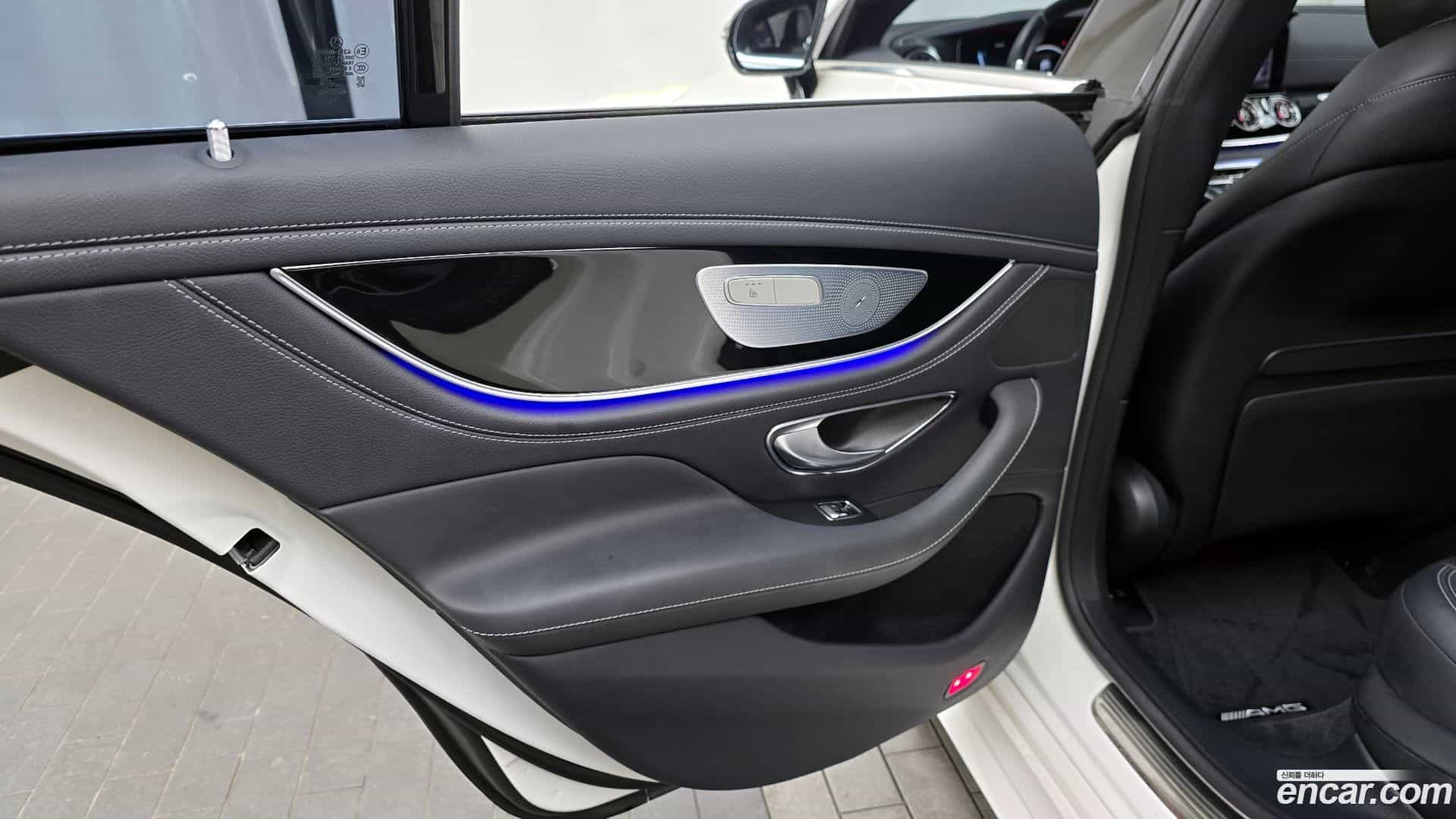 AMG GT Mercedes-Benz 2021.3-INNER-035