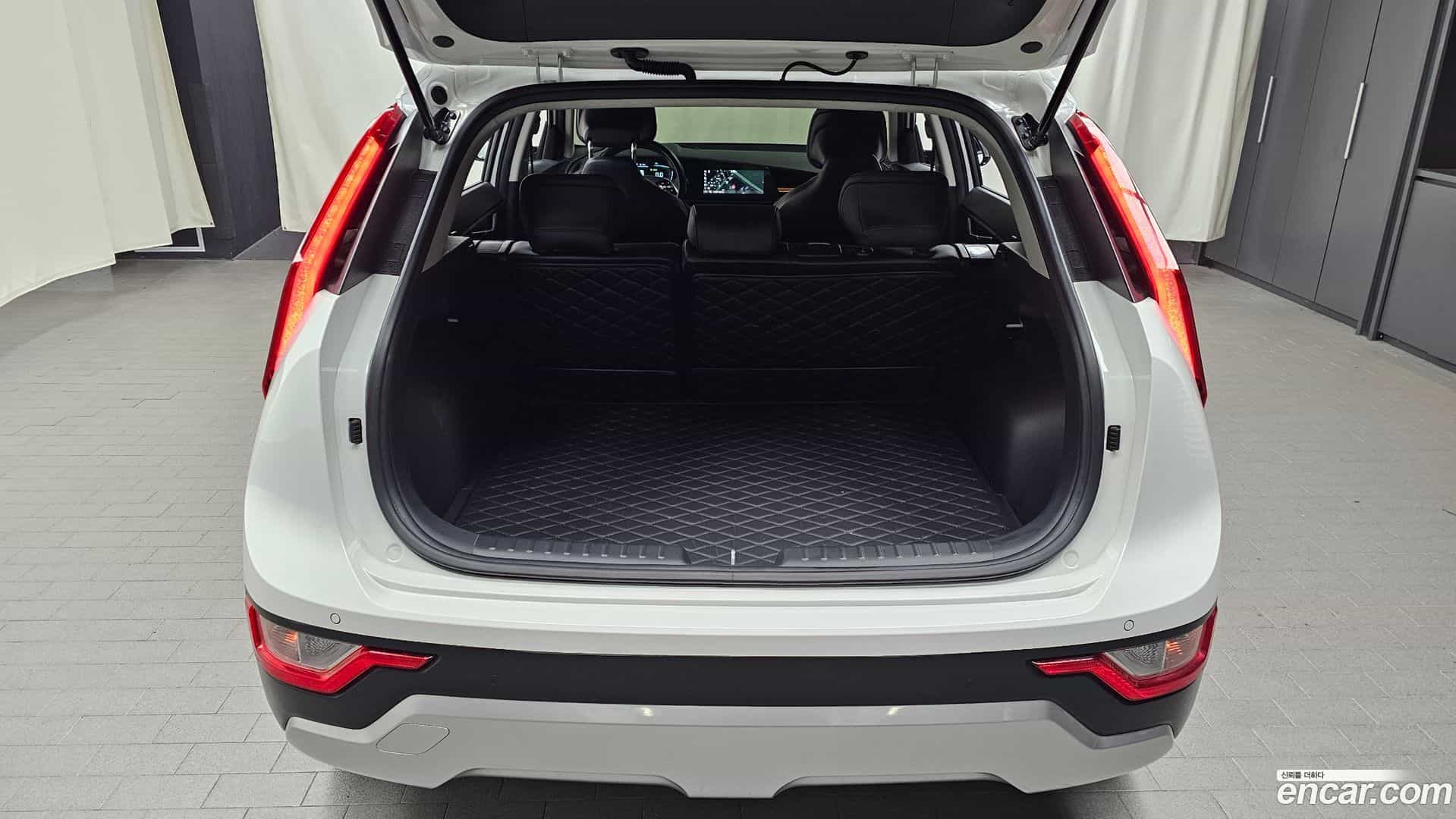 Niro Kia 2024.3-OPTION-024