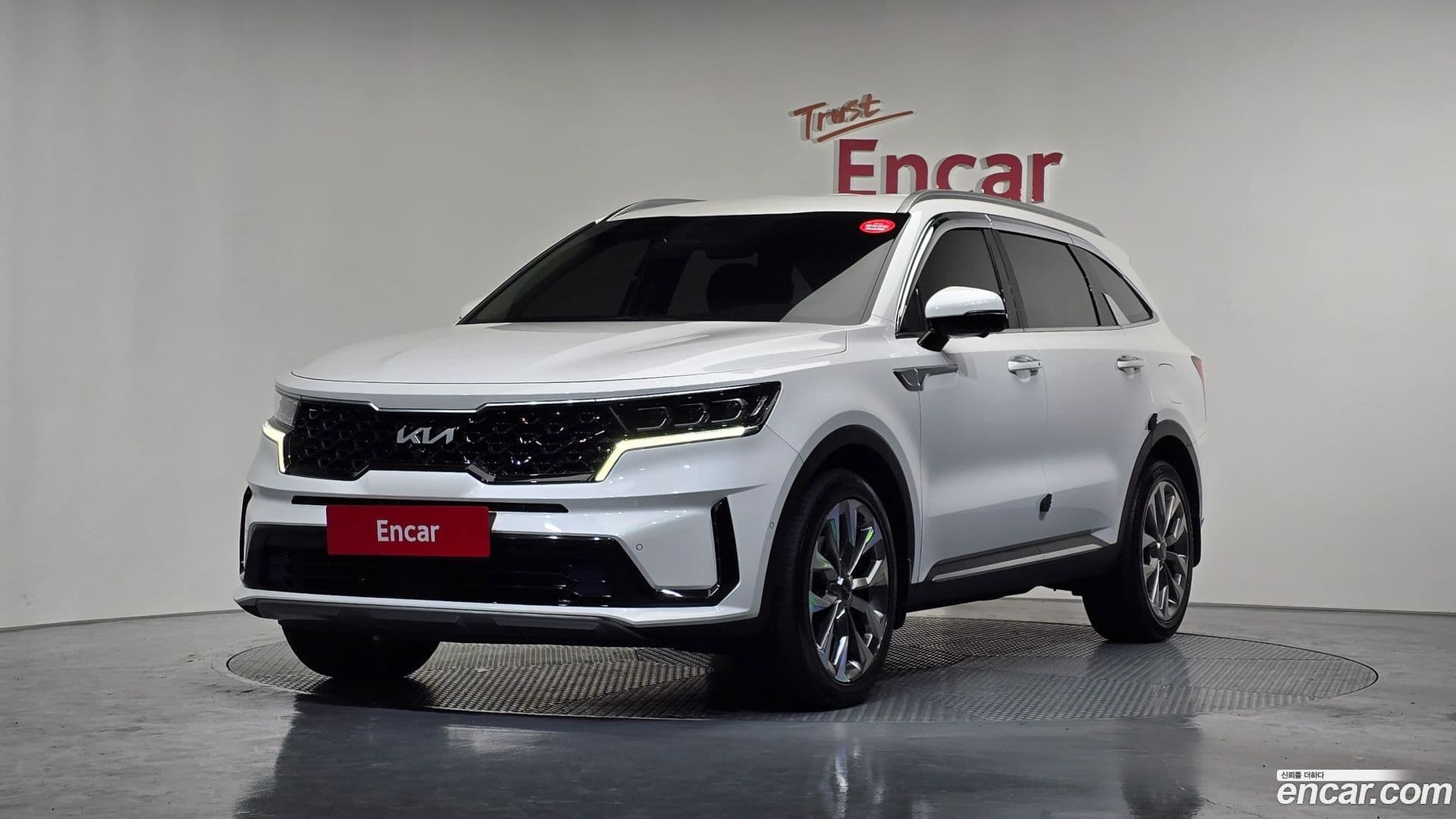 Main__Slider__Photo:Sorento Kia 2023.0-0